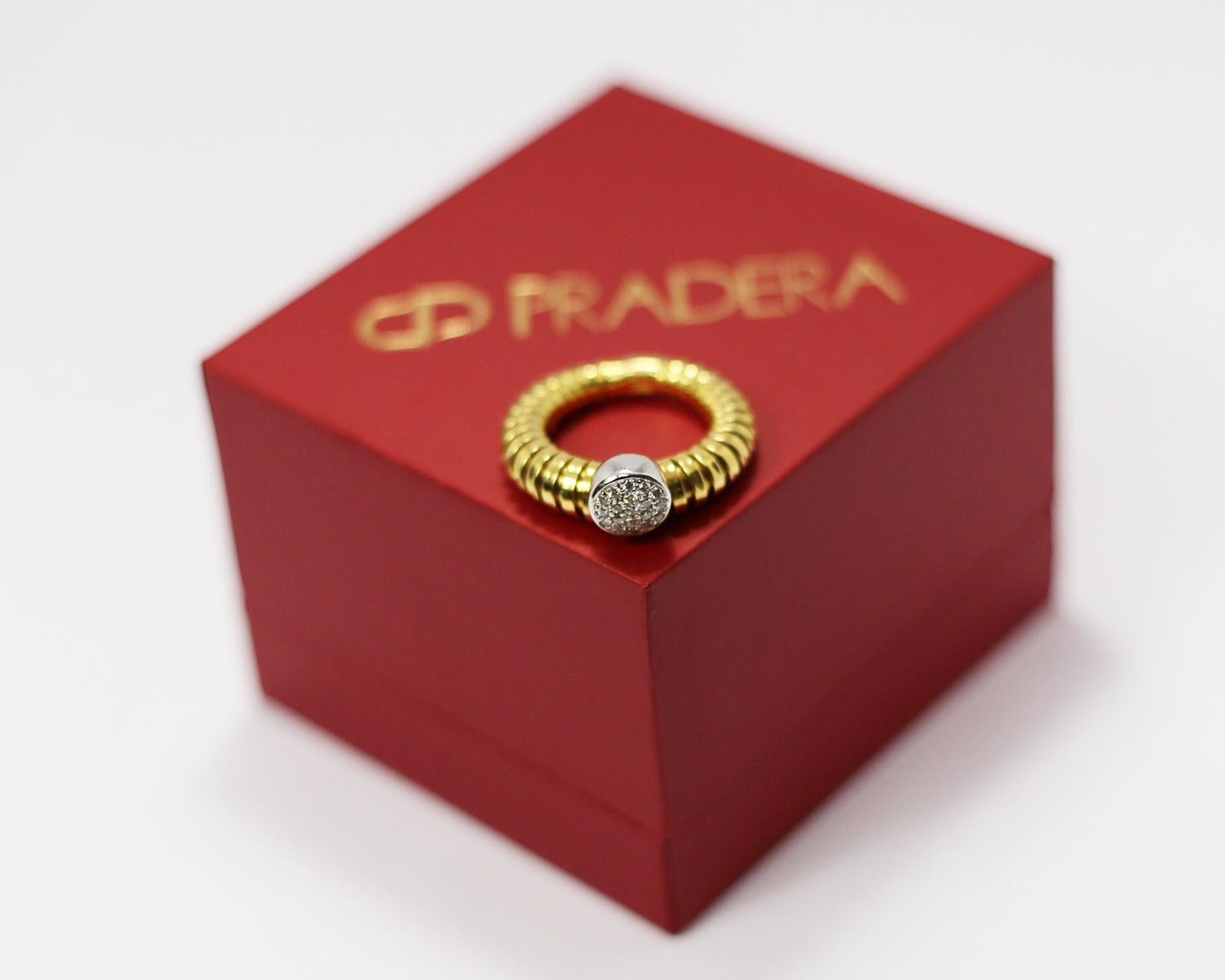 K di Kuore Italian Designer Flexo System 18k Yellow Gold Ring with Diamond Cente For Sale 1