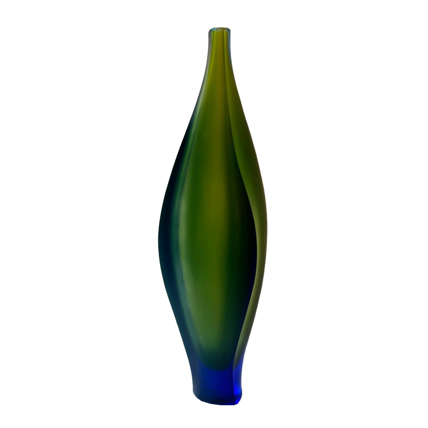 Hand-Crafted K. Elliot & B. Edols Collection of Three Blown Glass Vessels 2005 (Signed)