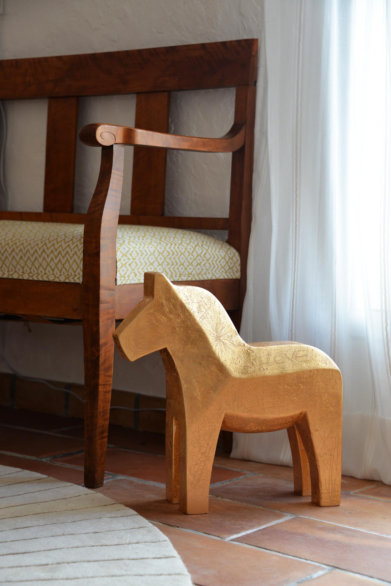 Azteca, gold leaf sculpture horse For Sale 3