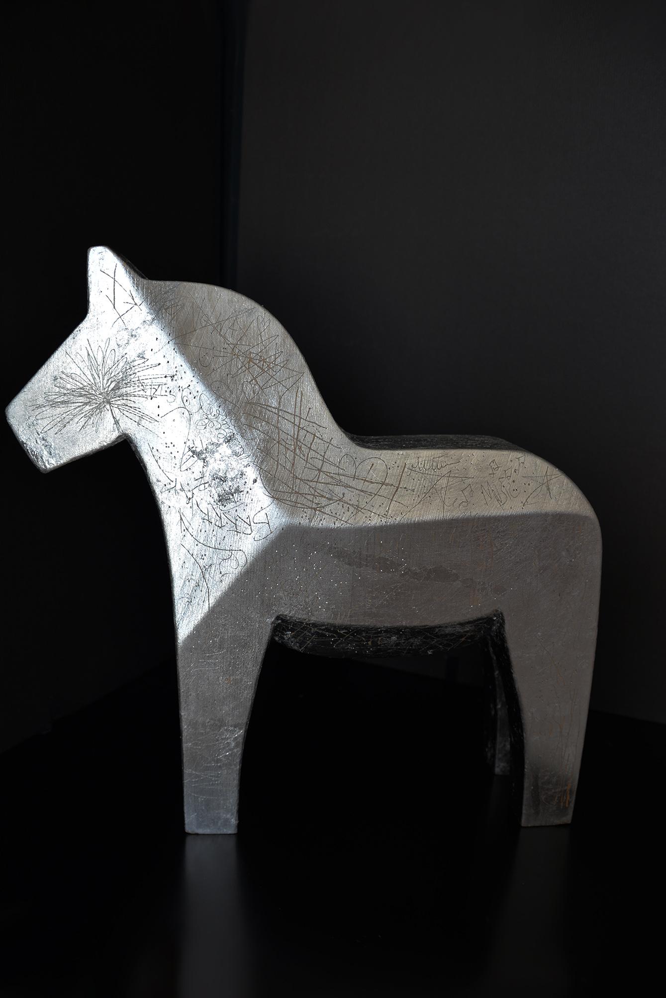 Bohême, silver leaf horse sculpture - Brown Figurative Sculpture by K-OD