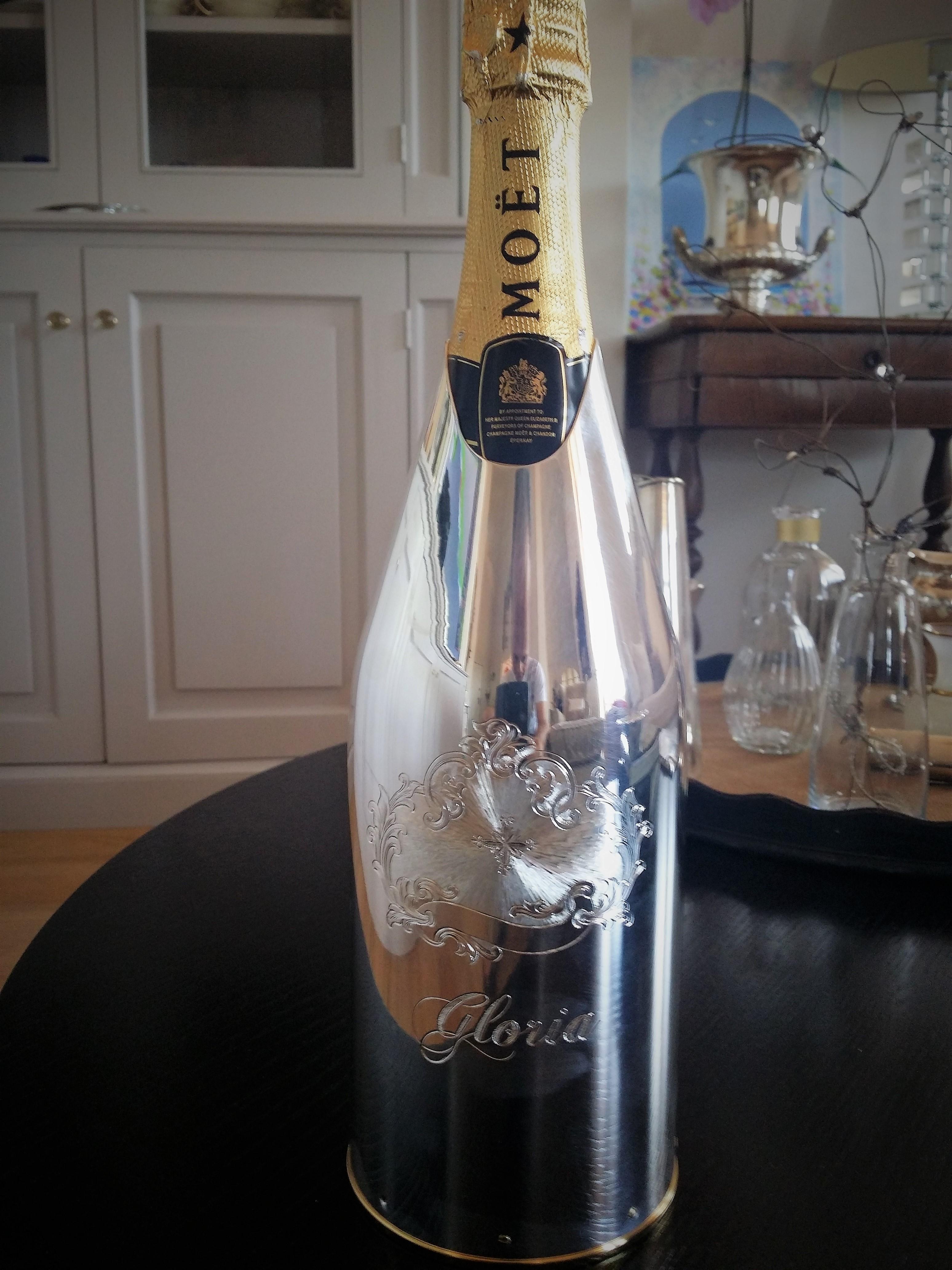 Hand-Crafted K-OVER Champagne, GLORIA, B&W silver 999/°°, Italy For Sale