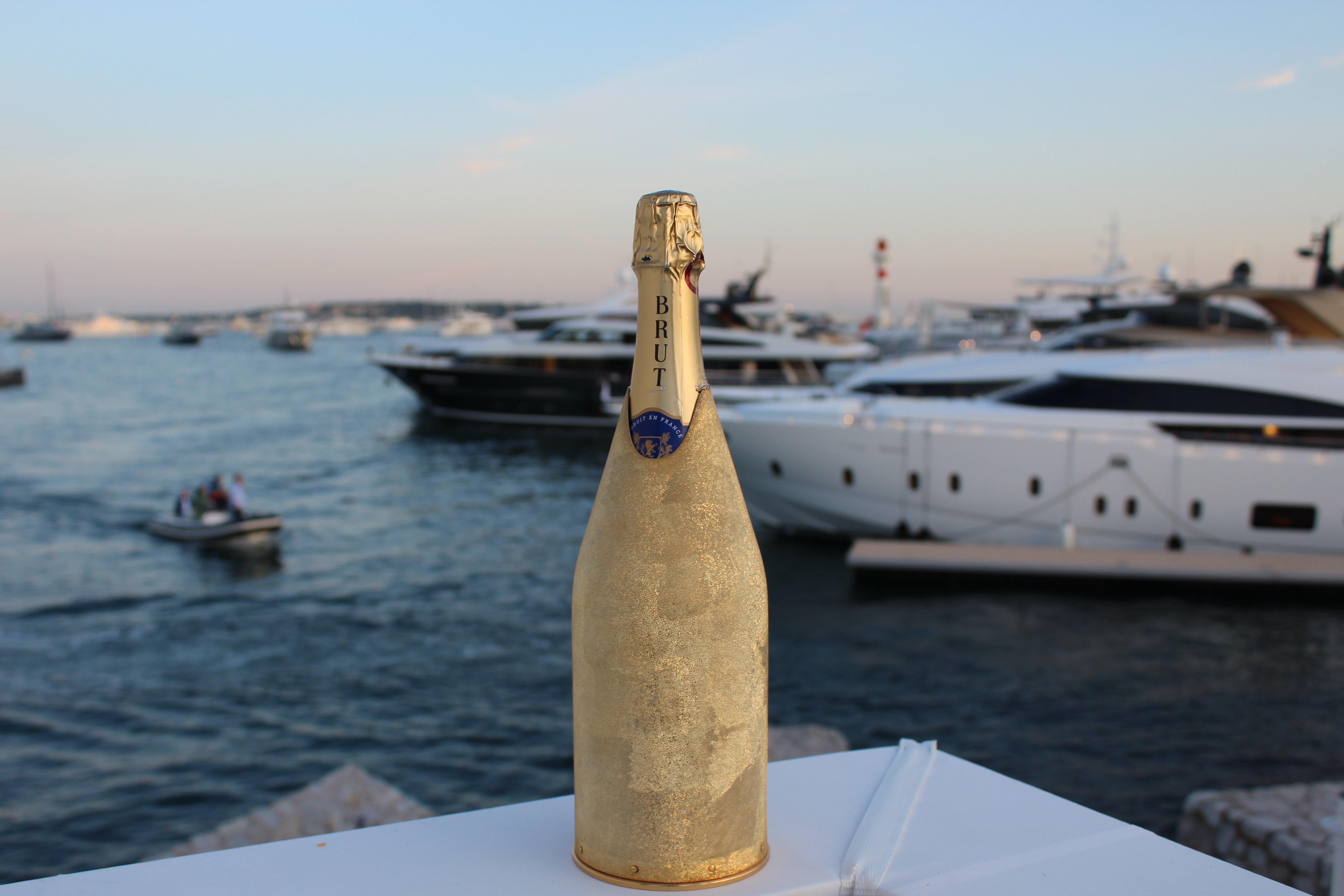 Italian K-OVER Champagne, SUN, silver 999/°°, Italy For Sale