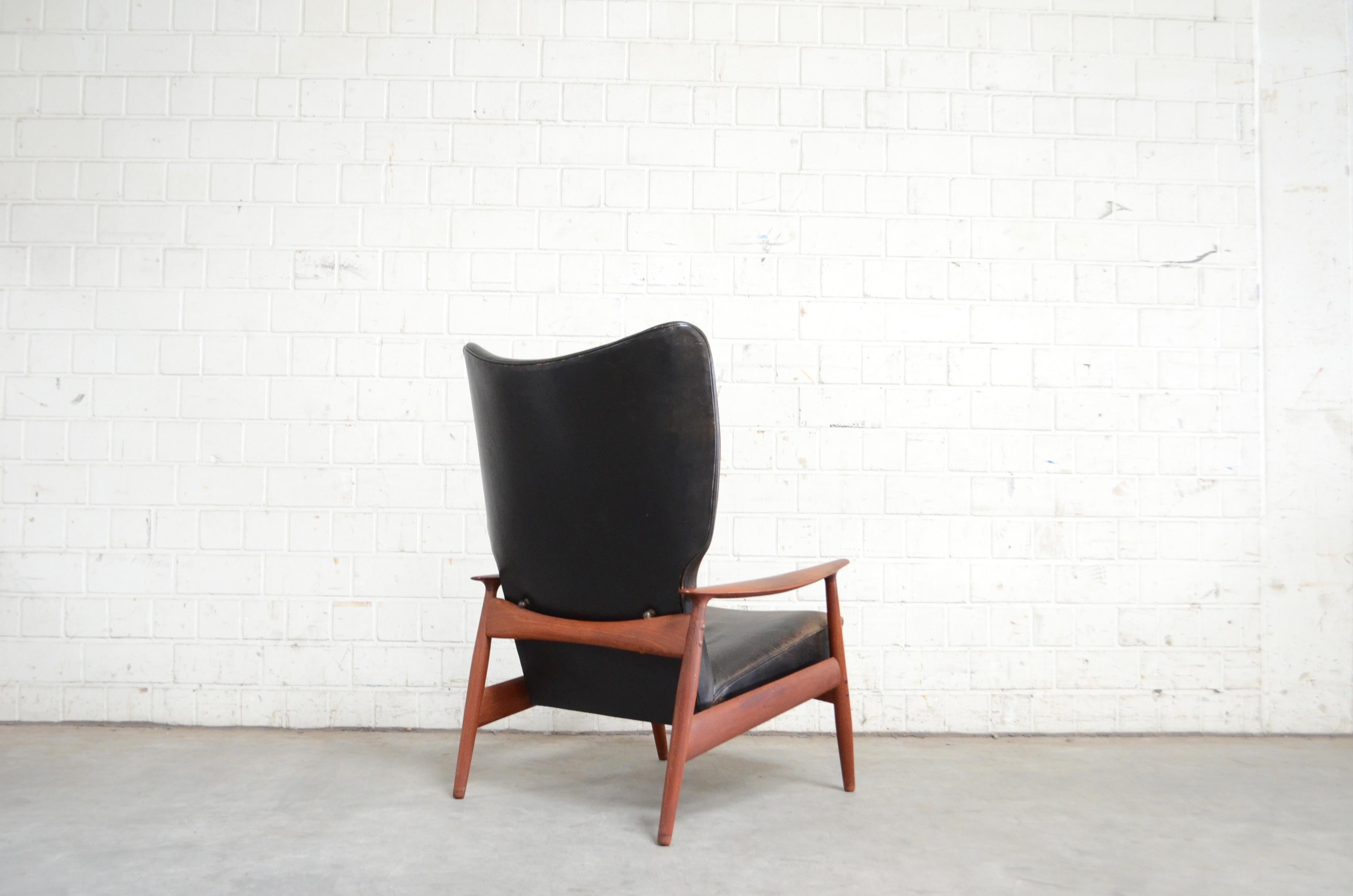 K. Rasmussen for Peter Wessel Wingback Leather Lounge Chair, 1960 For Sale 4