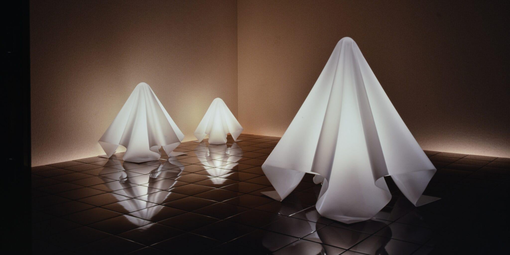 Rare early K-series (Oba- Q/Ghost) table lamp by Shiro Kuramata (Large) 3