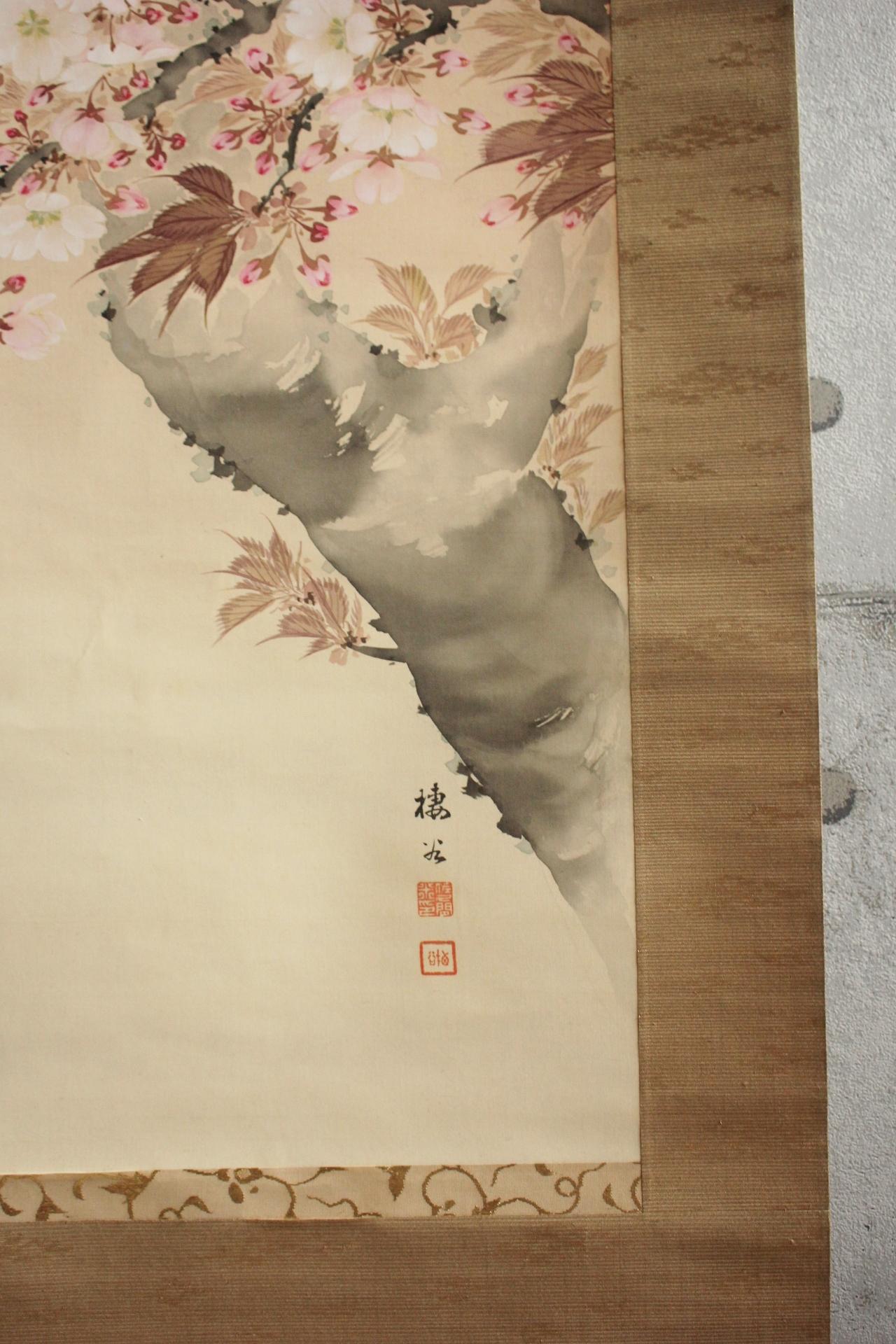 K10 Japanese Antiques Hanging scroll, Cherry blossom painting, silk For Sale 7