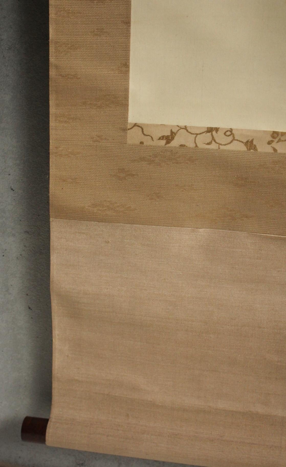 K10 Japanese Antiques Hanging scroll, Cherry blossom painting, silk For Sale 9