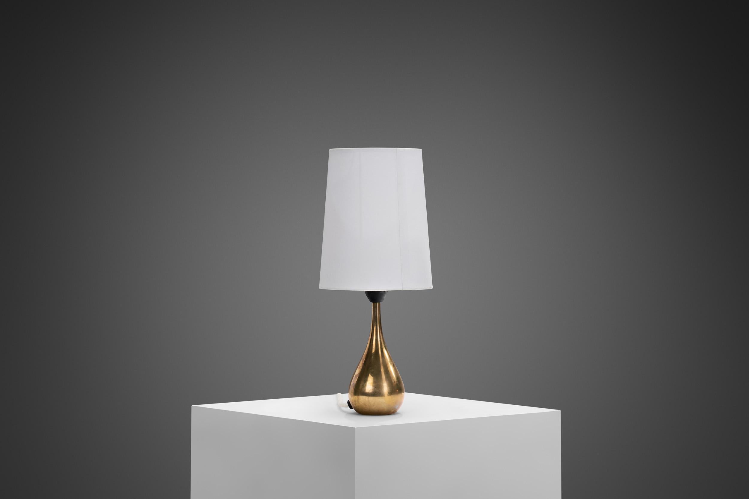 Lampe de table en laiton 