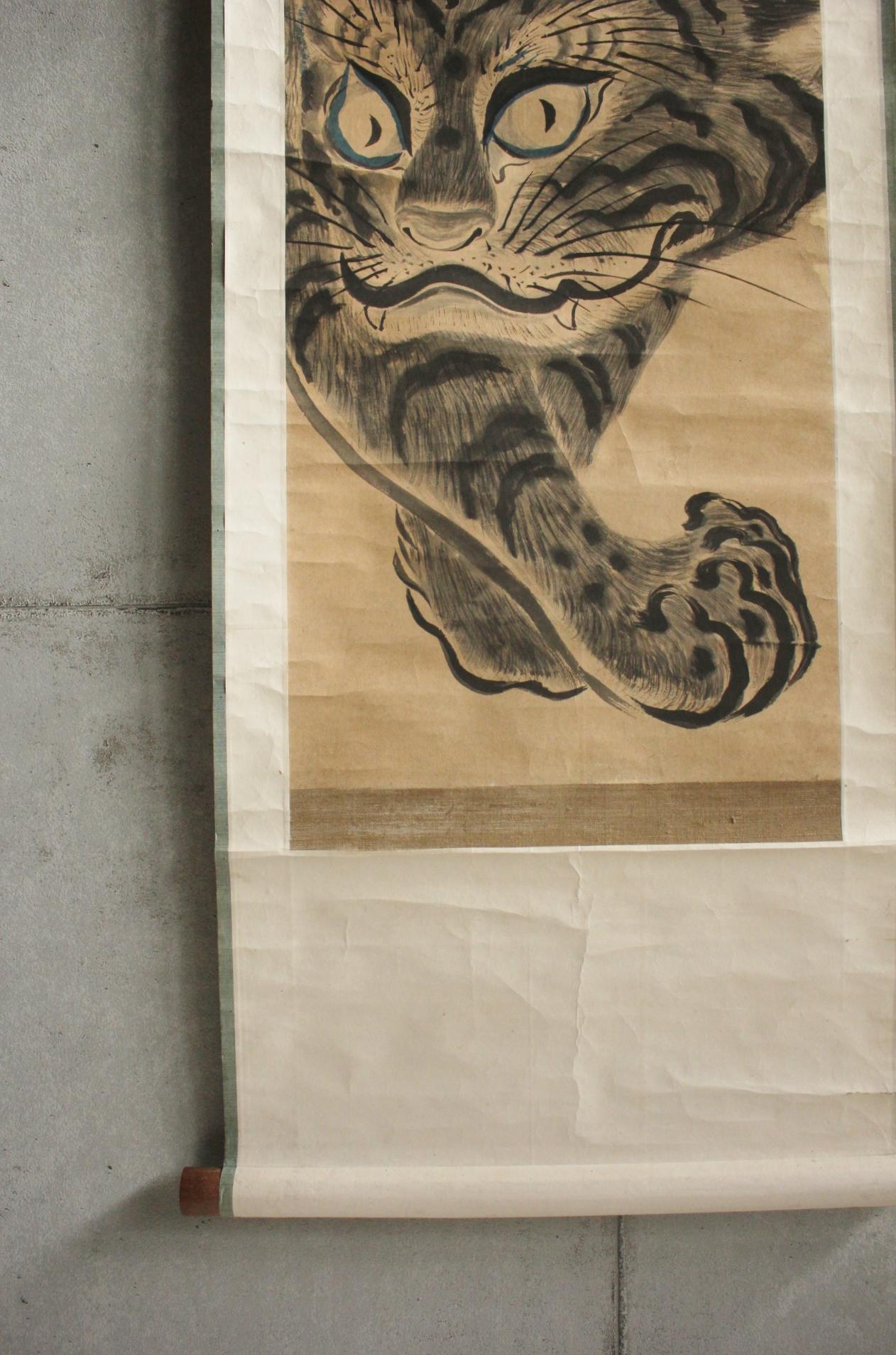 K12 Antigüedades japonesas Un pergamino colgante, tigre pintado por desconocido Escuela de Nagasaki en venta 3
