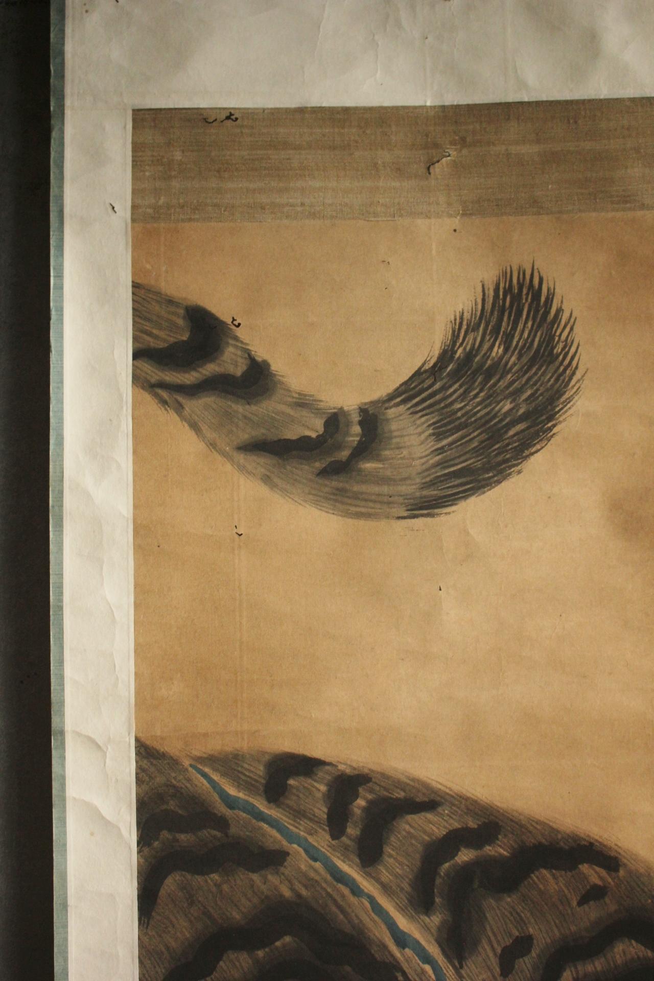 K12 Antigüedades japonesas Un pergamino colgante, tigre pintado por desconocido Escuela de Nagasaki en Bastante bueno estado para la venta en Niiza, JP