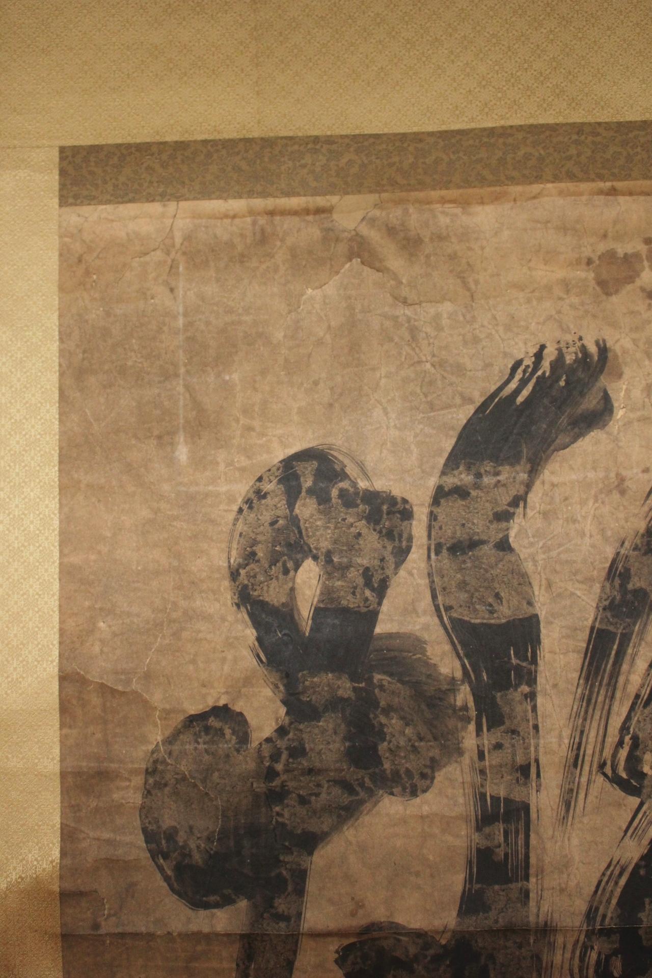 19th Century K27 Japanese Antiques A large hanging scroll, calligraphy monk Ink on paper For Sale