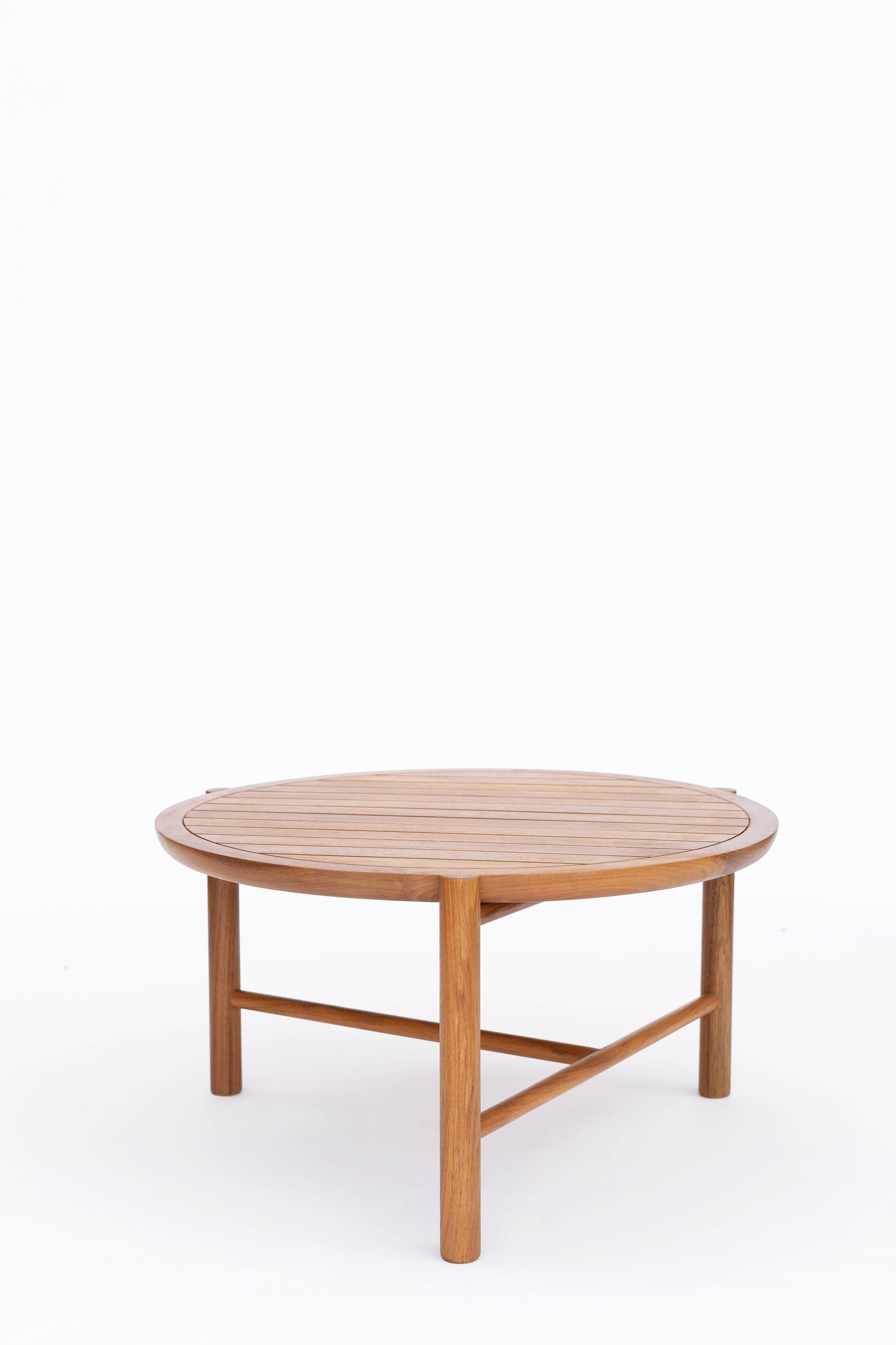 Modern Minimalist Round Coffee Table in Mexican Hardwood For Sale