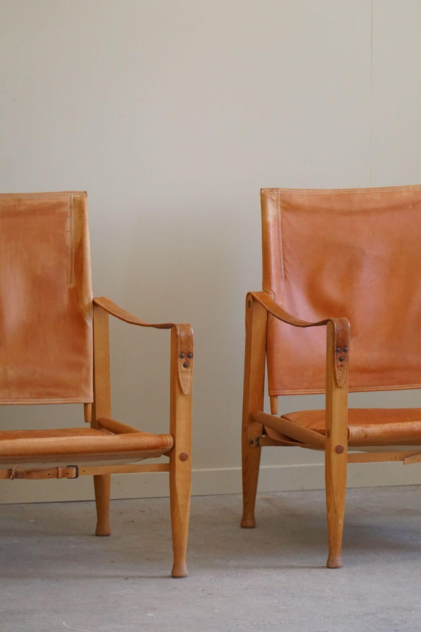 Kaare Klint, a Pair of Safari Chairs in Ash & Leather, Rud. Rasmussen, 1960s For Sale 4