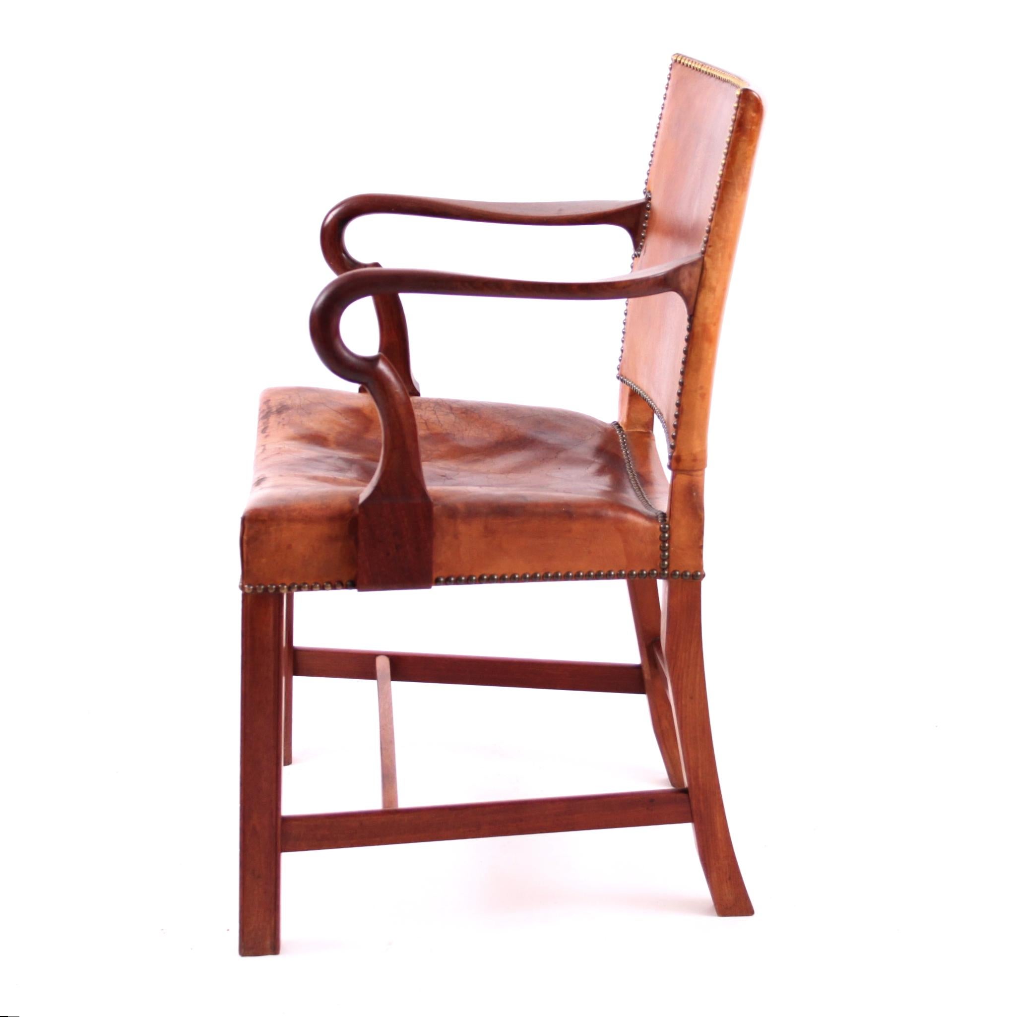 Kaare Klint & Ole Wanscher / Rud Rasmussen Snedkerier - Scandinavian Modern.

A rare and exceptional armchair. A fusion of two masters of Danish design: Kaare Klint, and his student and the later renowned designer, Ole Wanscher. The armchair is with