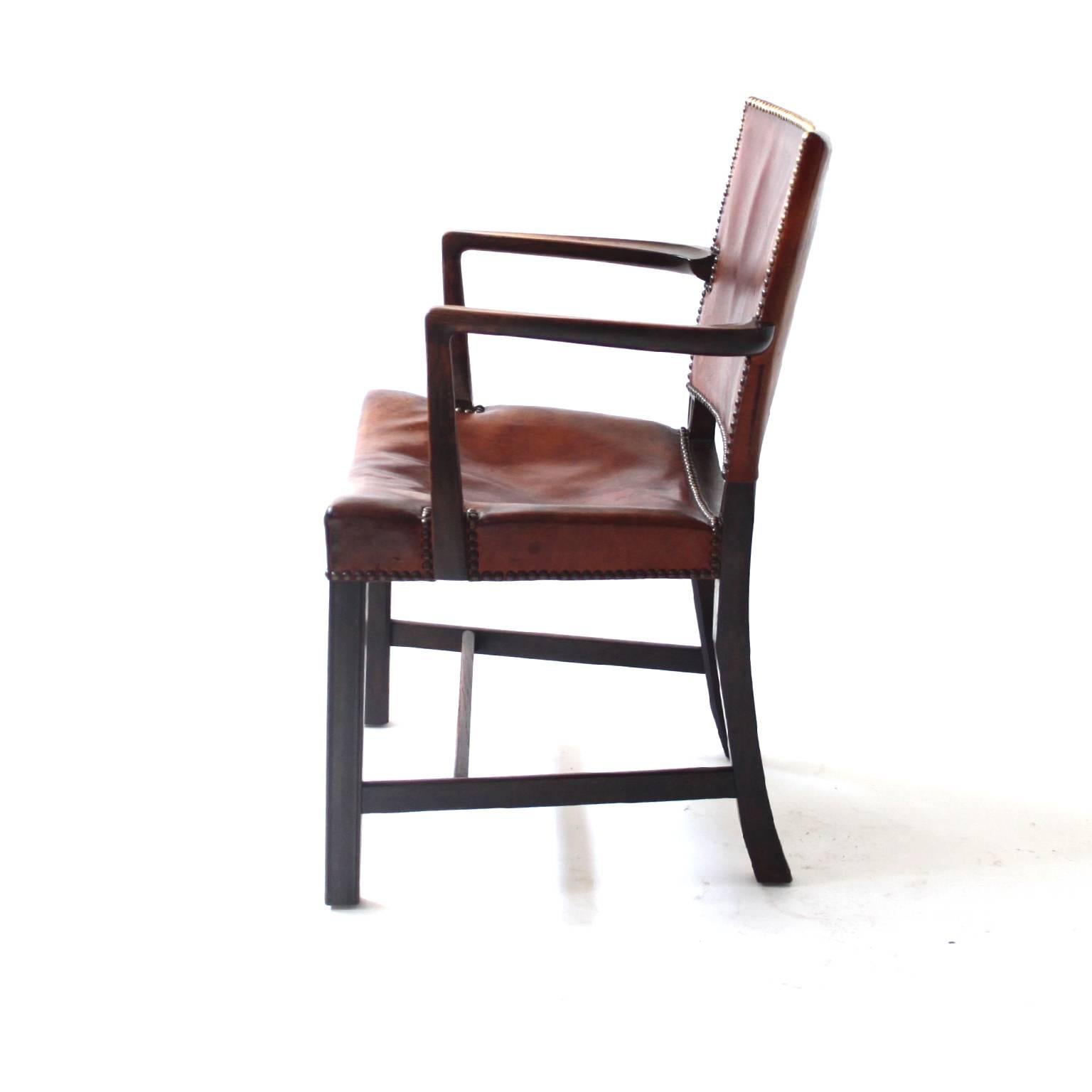 Mid-Century Modern Kaare Klint Armchair Dark Stained Oak and Original Patinated Niger Leather 1930s For Sale