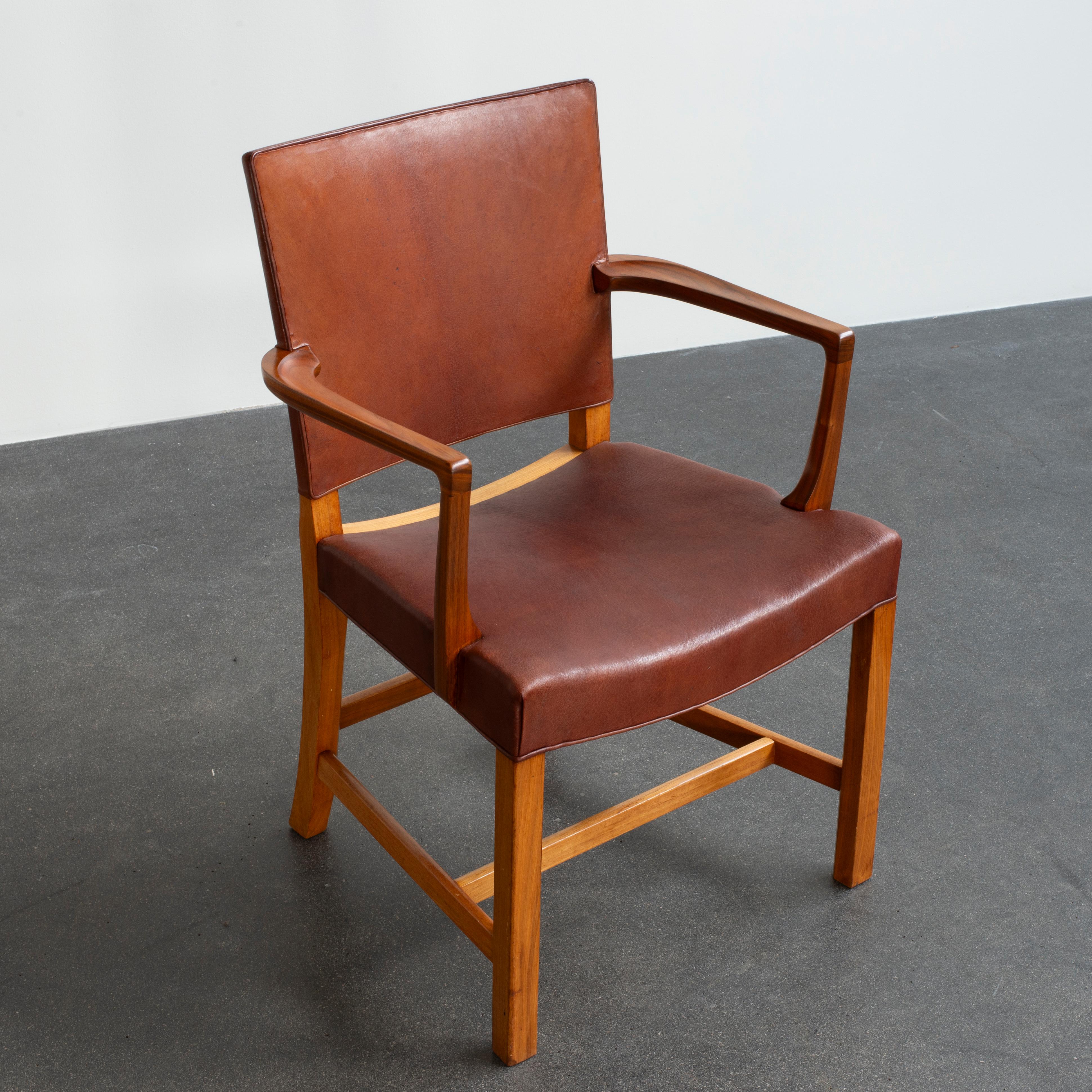 Kaare Klint Armchair for Rud. Rasmussen In Good Condition For Sale In Copenhagen, DK
