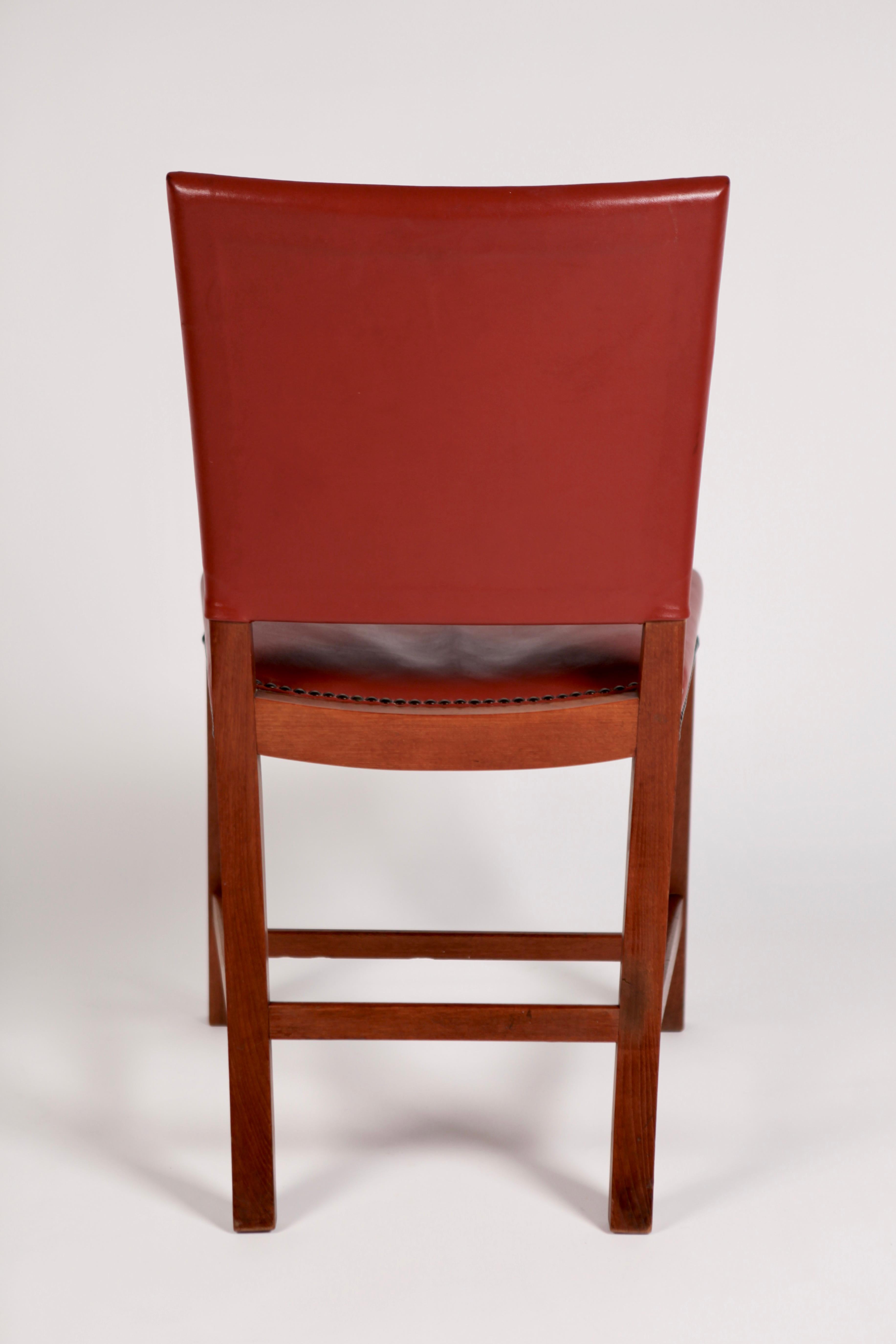 Kaare Klint, Barcelona Chair, Red Leather and Mahogany, Denmark, 1940s In Good Condition In Berlin, DE