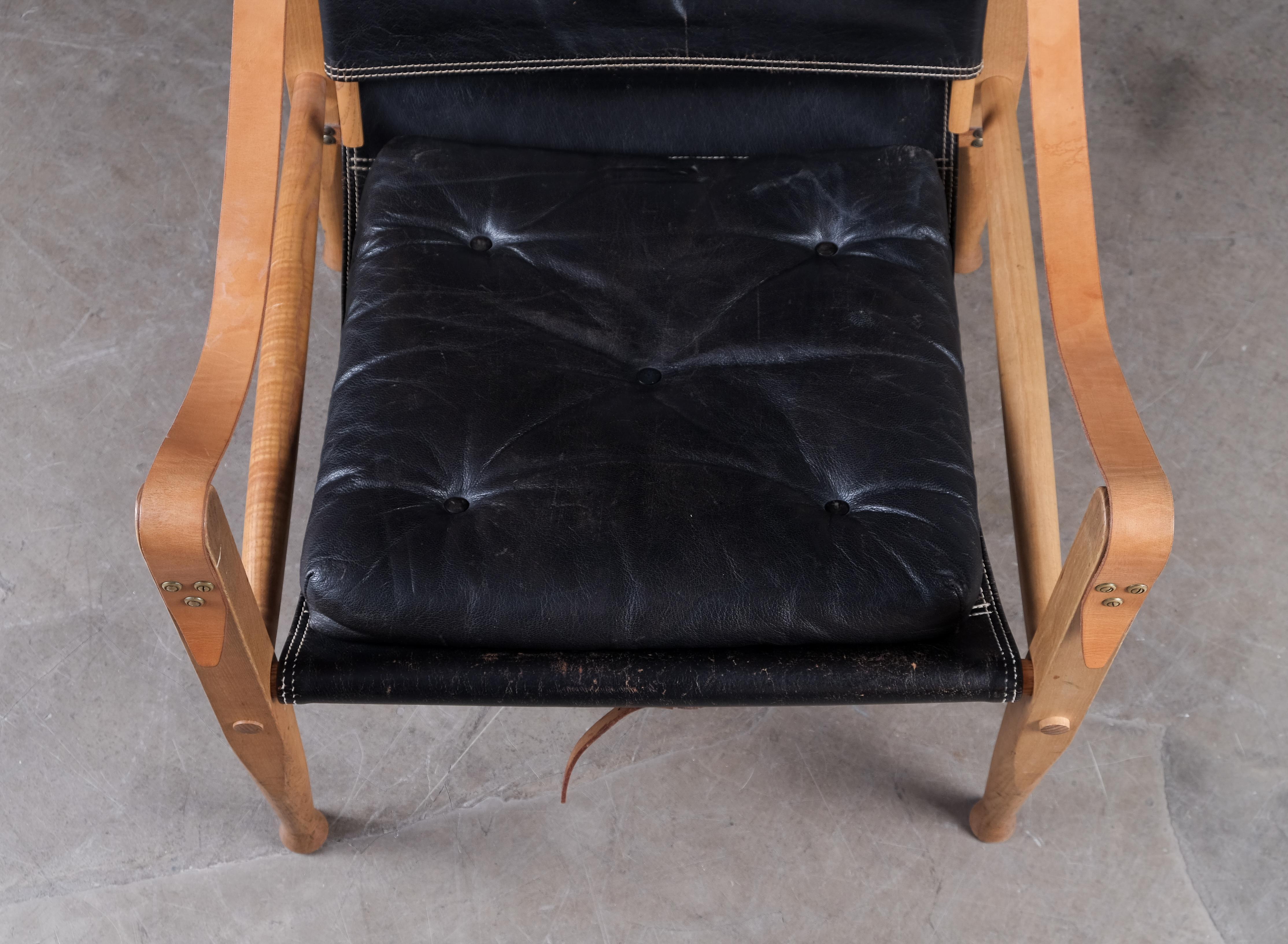 Kaare Klint Black Leather Safari Chair, 1960s For Sale 4