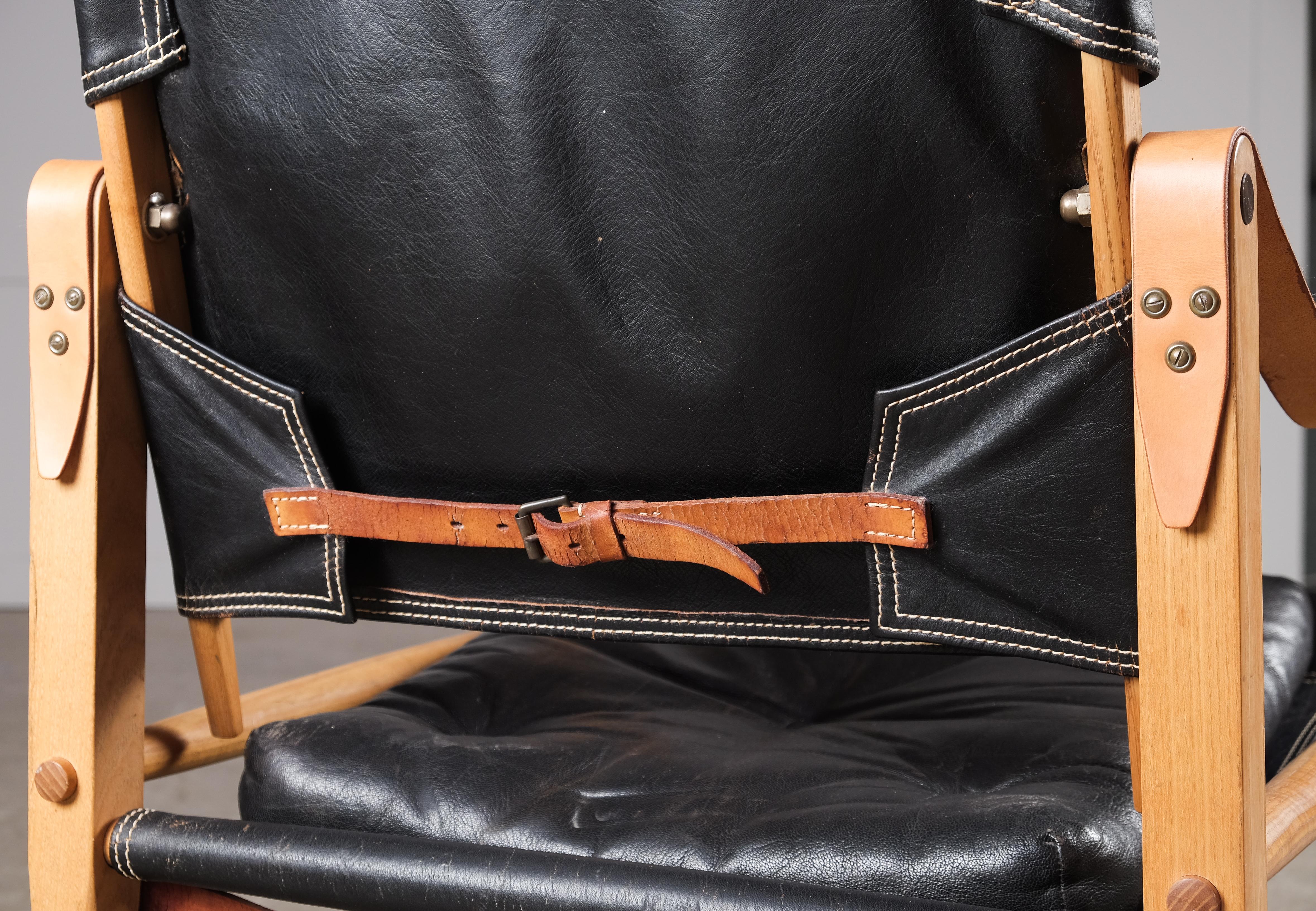 Scandinavian Modern Kaare Klint Black Leather Safari Chair, 1960s For Sale