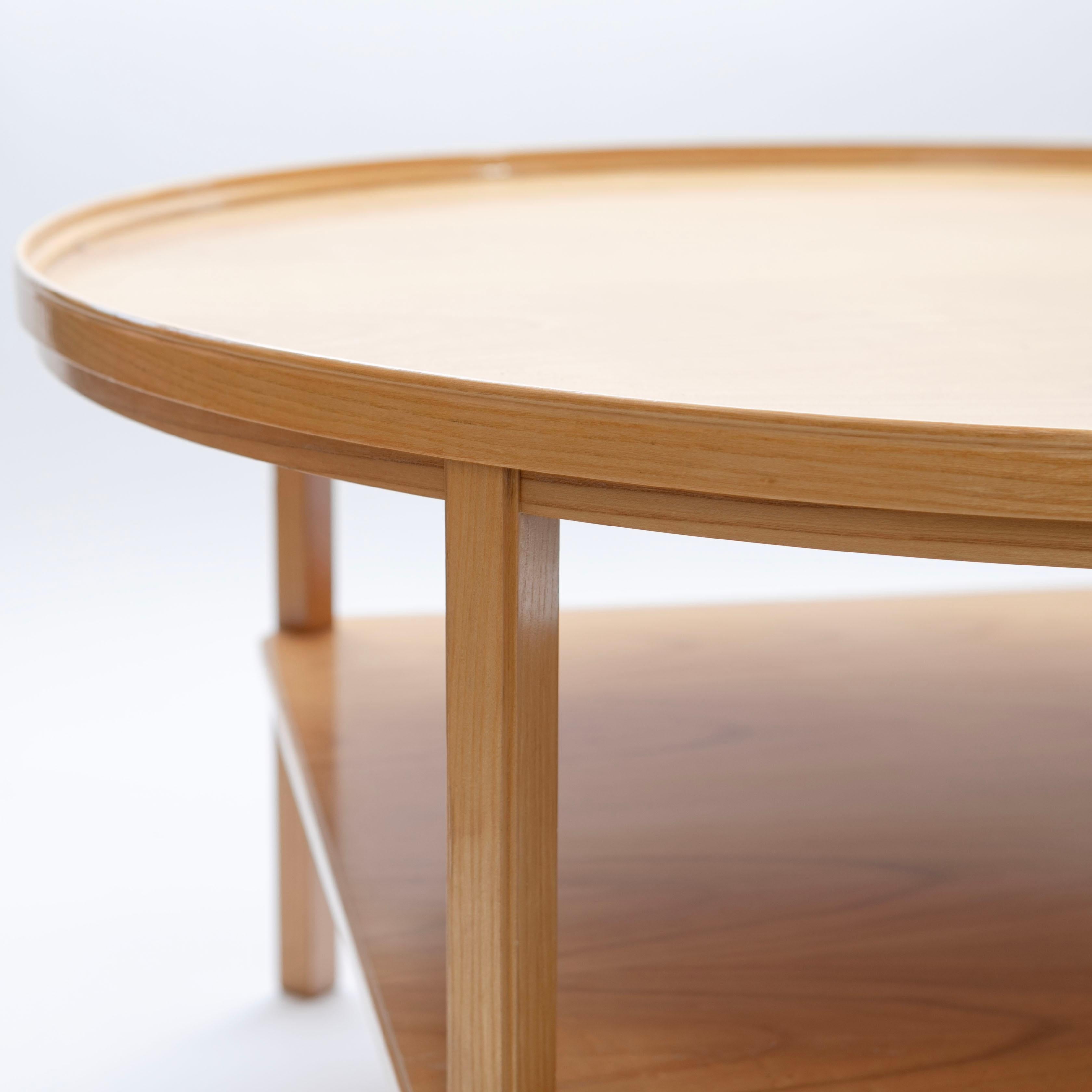 Mesa baja Kaare Klint de madera de fresno para Rud, Rasmussen, Modelo 6687 Escandinavo moderno en venta