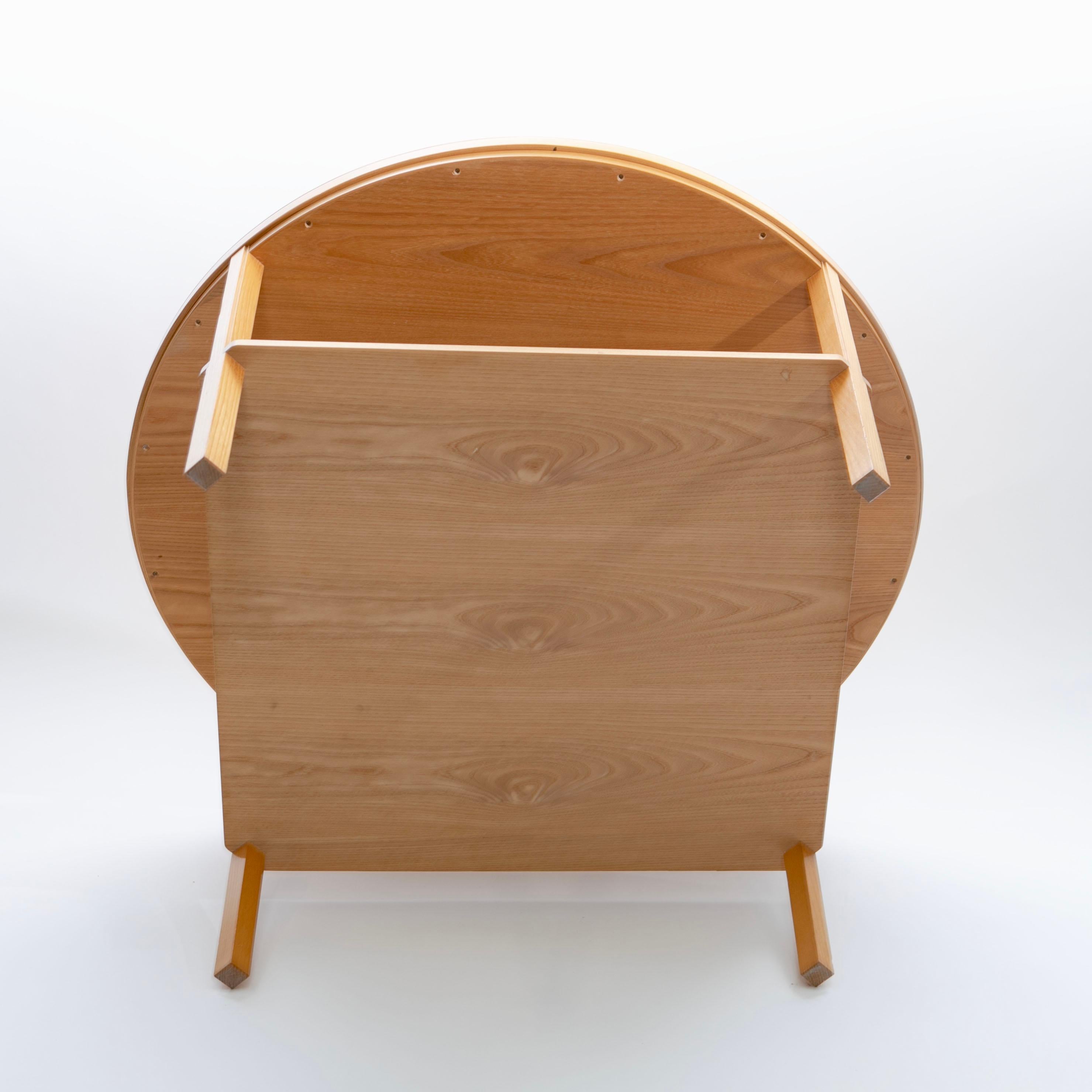 Mesa baja Kaare Klint de madera de fresno para Rud, Rasmussen, Modelo 6687 en Bueno estado para la venta en Kastrup, DK