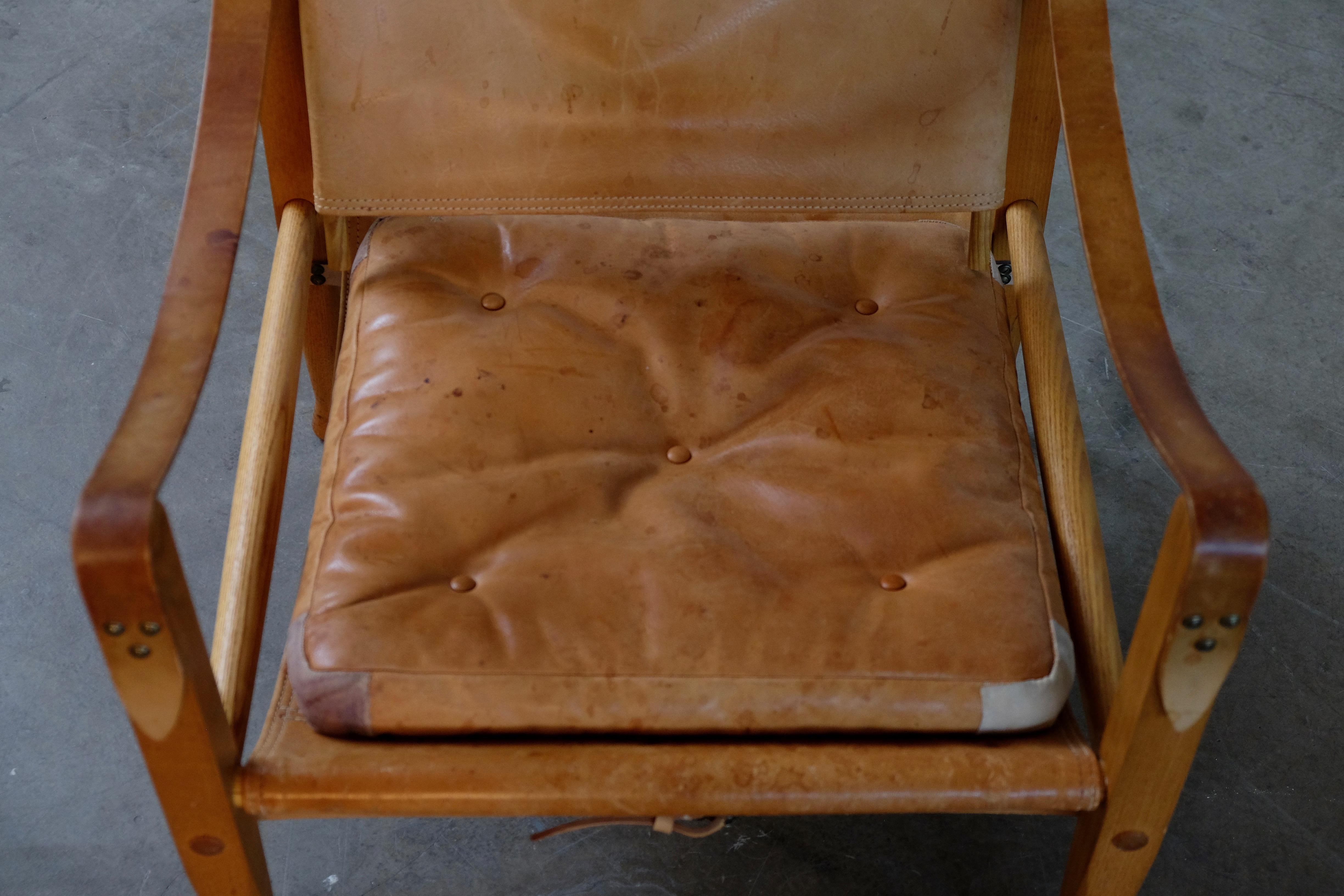 Kaare Klint Cognac Brown Leather Safari Chair, 1960s 2