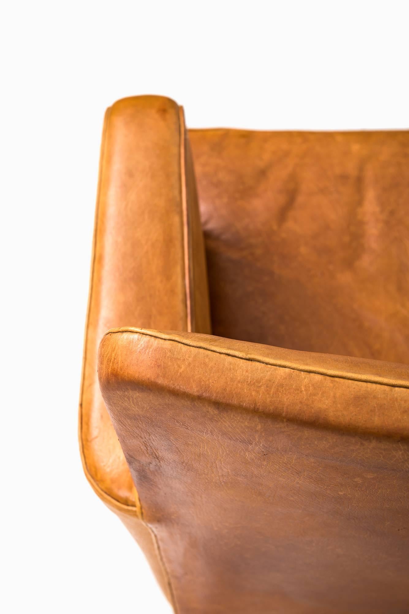Leather Kaare Klint Easy Chairs Model 5313 by Rud. Rasmussen Cabinetmakers in Denmark