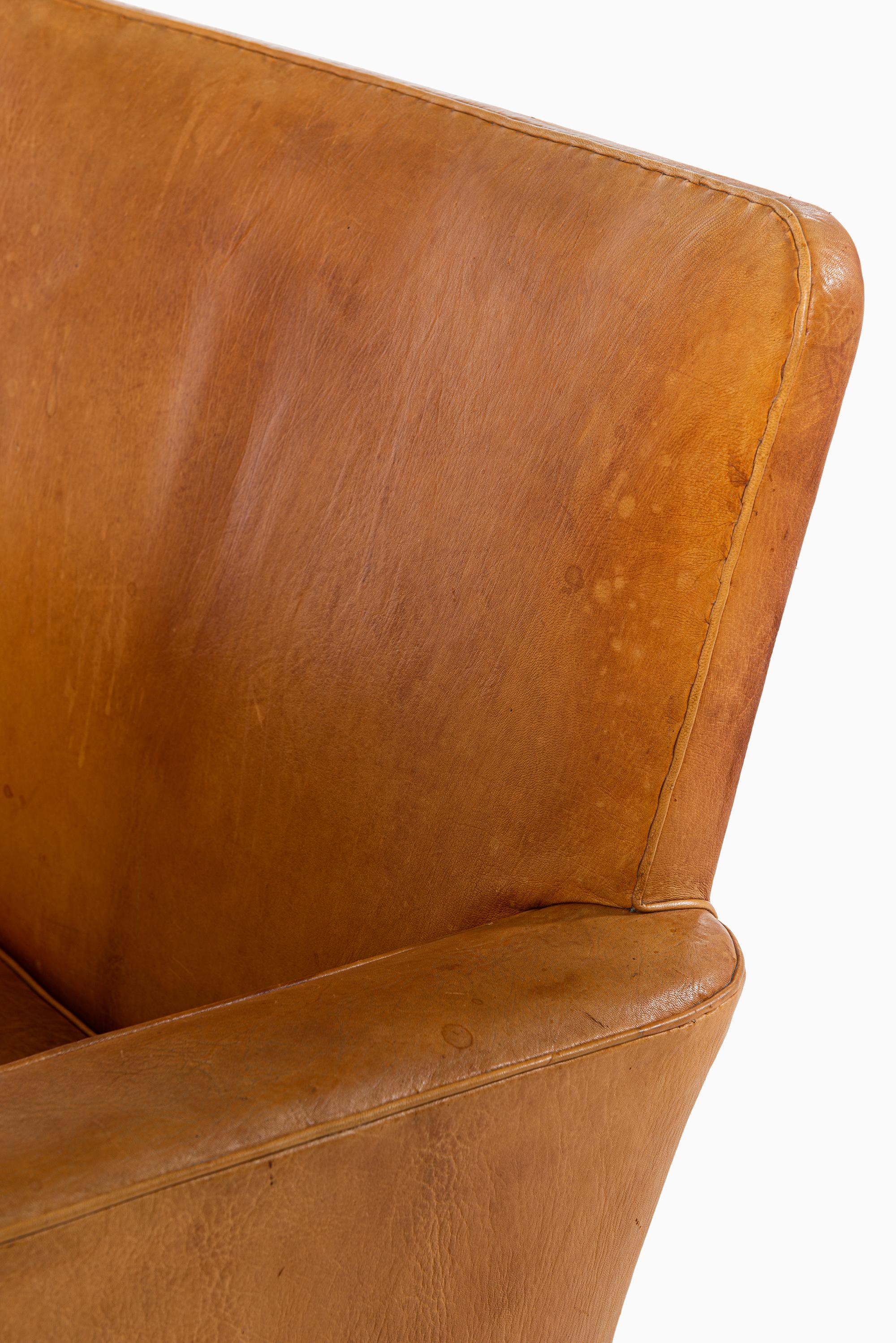 Leather Kaare Klint Easy Chairs Model 5313 Produced by Rud. Rasmussen in Denmark For Sale