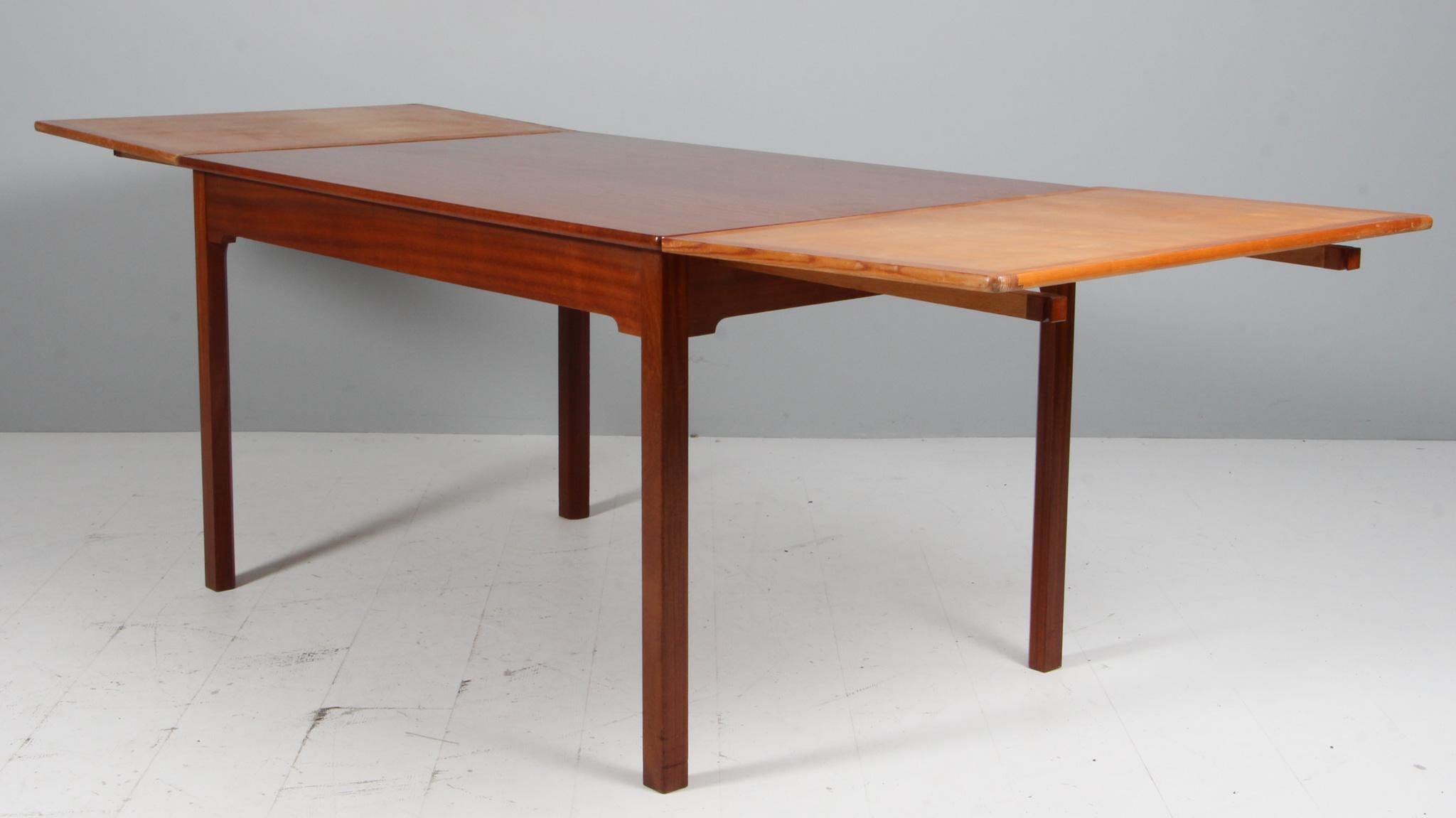 Milieu du XXe siècle Kaare Klint Extension Table, Solid Mahogany, Rud Rasmussen, 1950s en vente