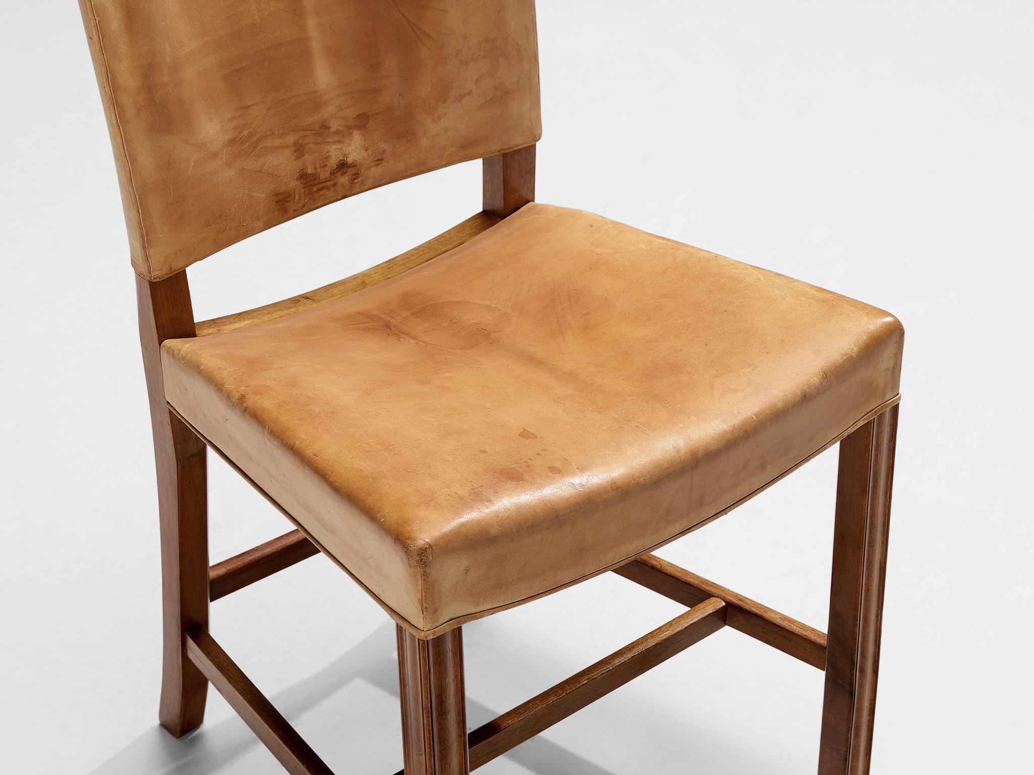 Kaare Klint für Rud Rasmussen: „Red Chair“ aus Original-Leder (Mitte des 20. Jahrhunderts)