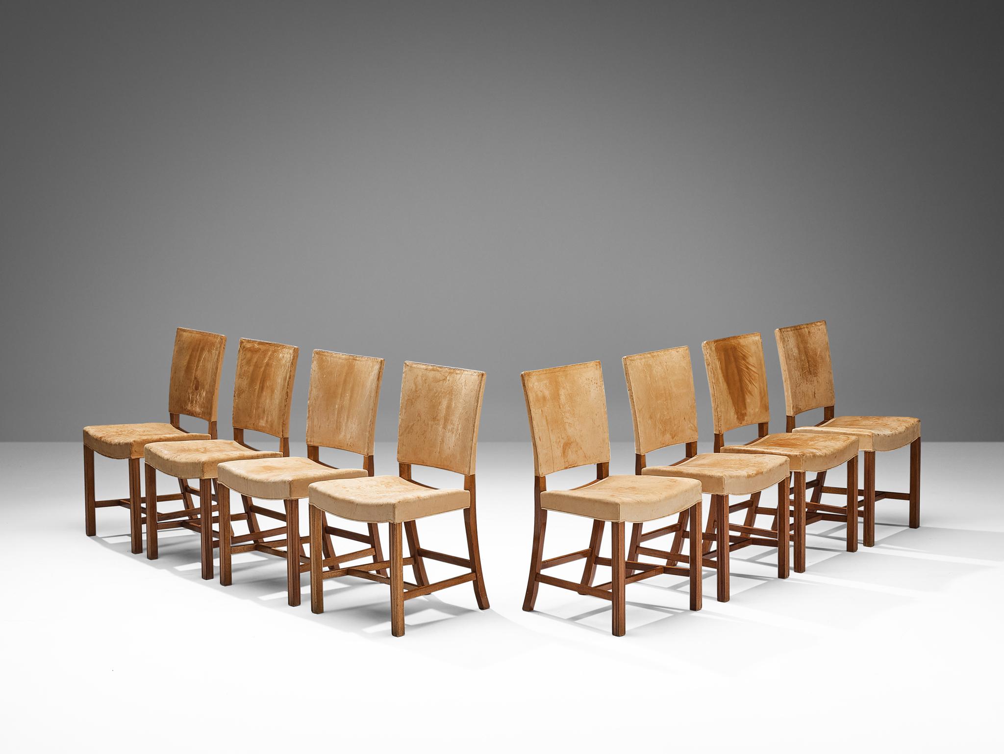 Kaare Klint for Rud Rasmussen, set of 10 dining chairs, 'The Red Chair', model 3949, original patinated leather, mahogany, Denmark, designed 1928, manufactured 1960s.

These dining chairs in camel leather upholstery are designed in 1928 and