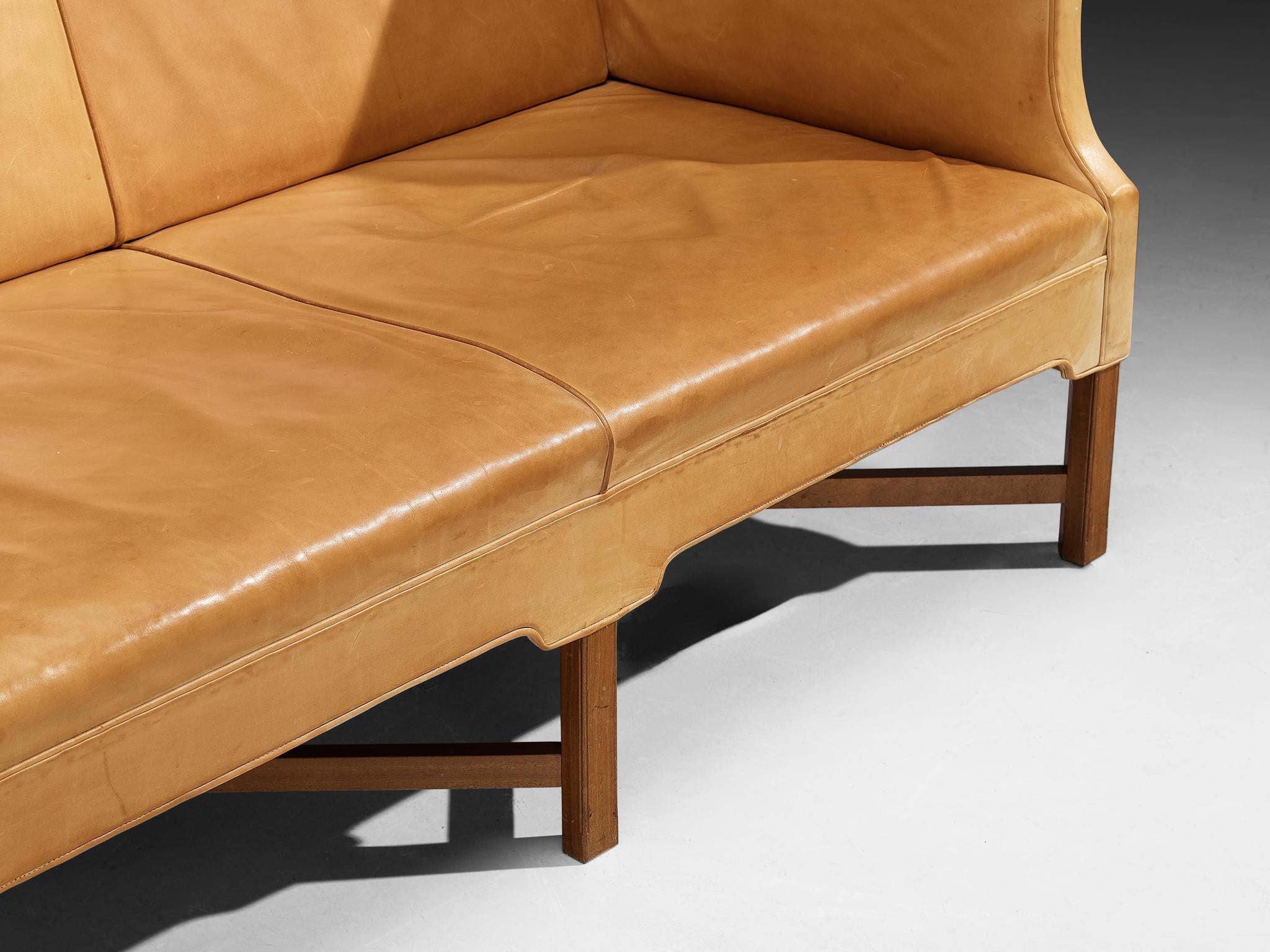 Kaare Klint for Rud Rasmussen Sofa in Camel Leather and Mahogany For Sale 2