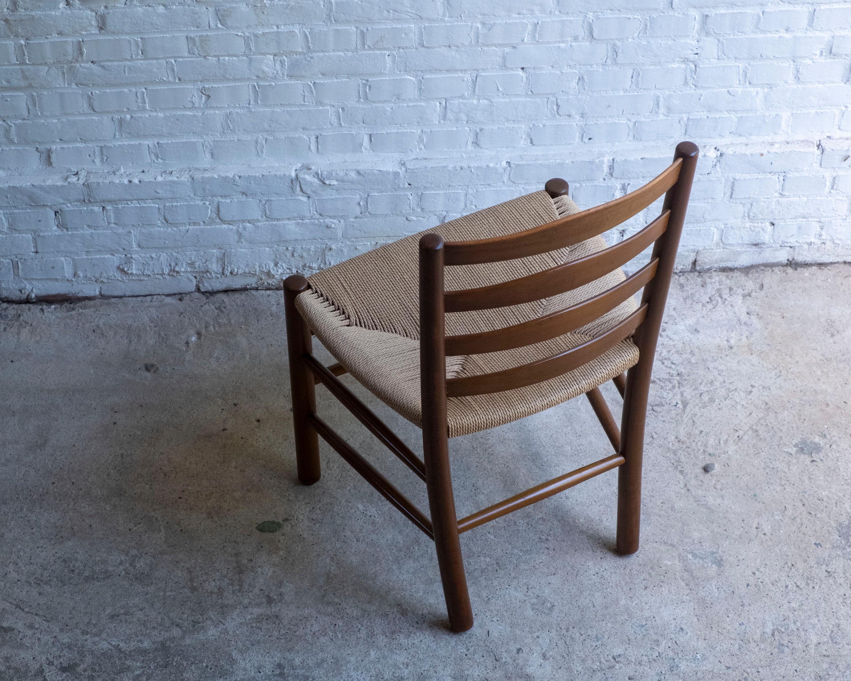 Kaare Klint Kirkestol, Fritz Hansen, 1940s Denmark In Good Condition For Sale In Balen, BE