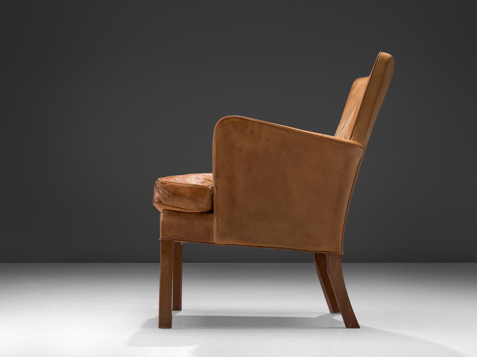 Scandinavian Modern Kaare Klint Lounge Chair with Light Cognac Leather and Mahogany