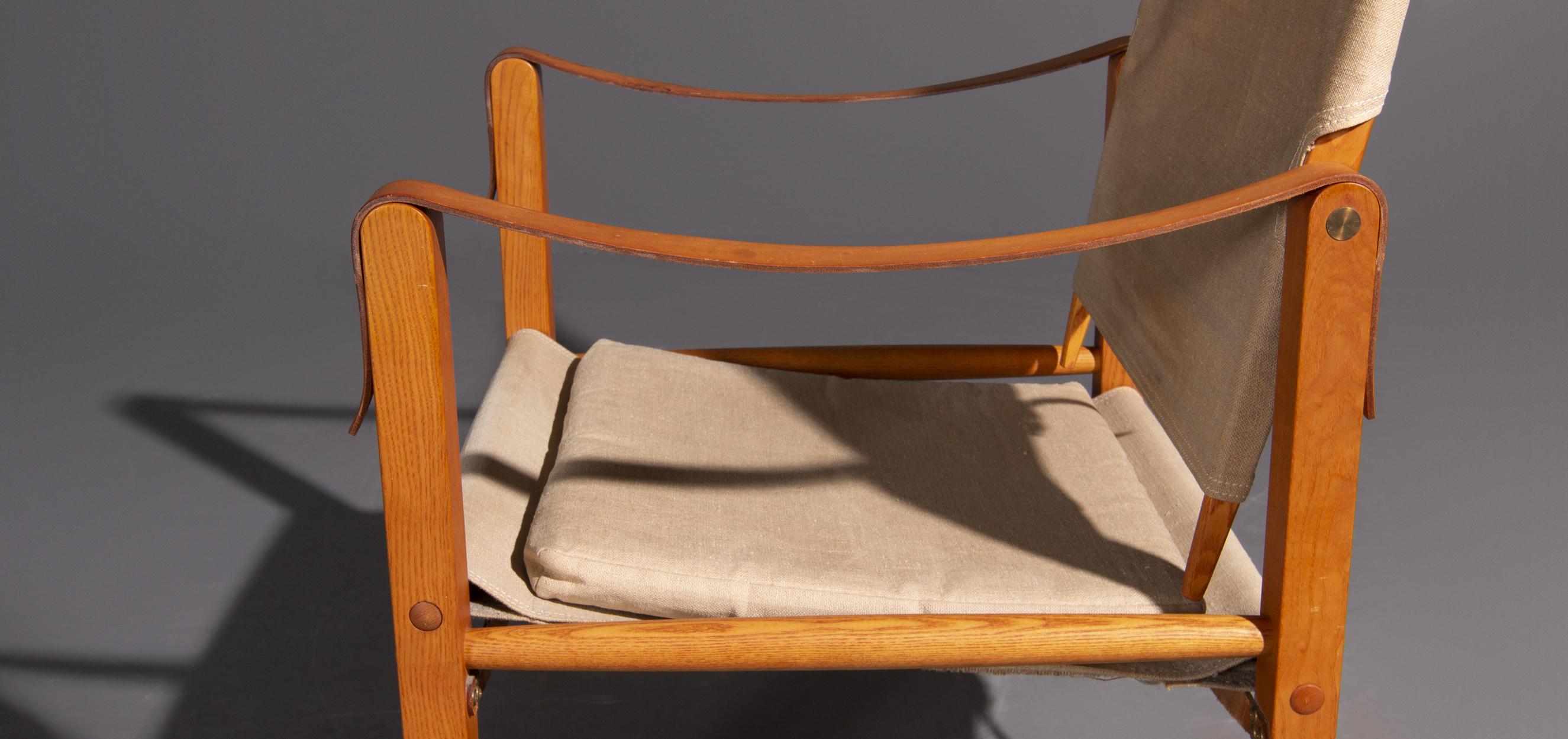 Kaare Klint Safari-Stuhl, hergestellt von Rud Rasmussen, Dänemark (Stoff) im Angebot