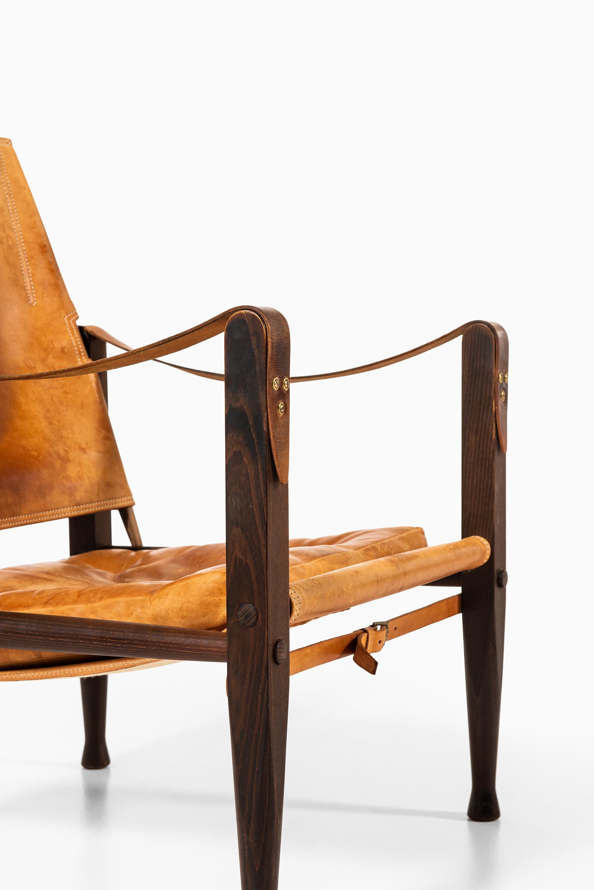 Rare fauteuil safari conçu par Kaare Klint. Produit par Rud Rasmussen au Danemark.