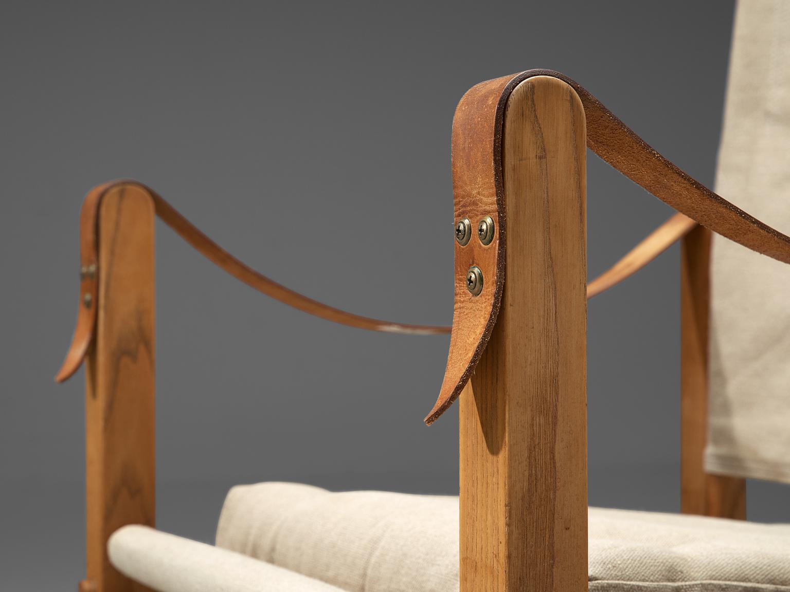 Mid-20th Century Kaare Klint Safari Chair with Undyed Linen Drill and Leather Armrests