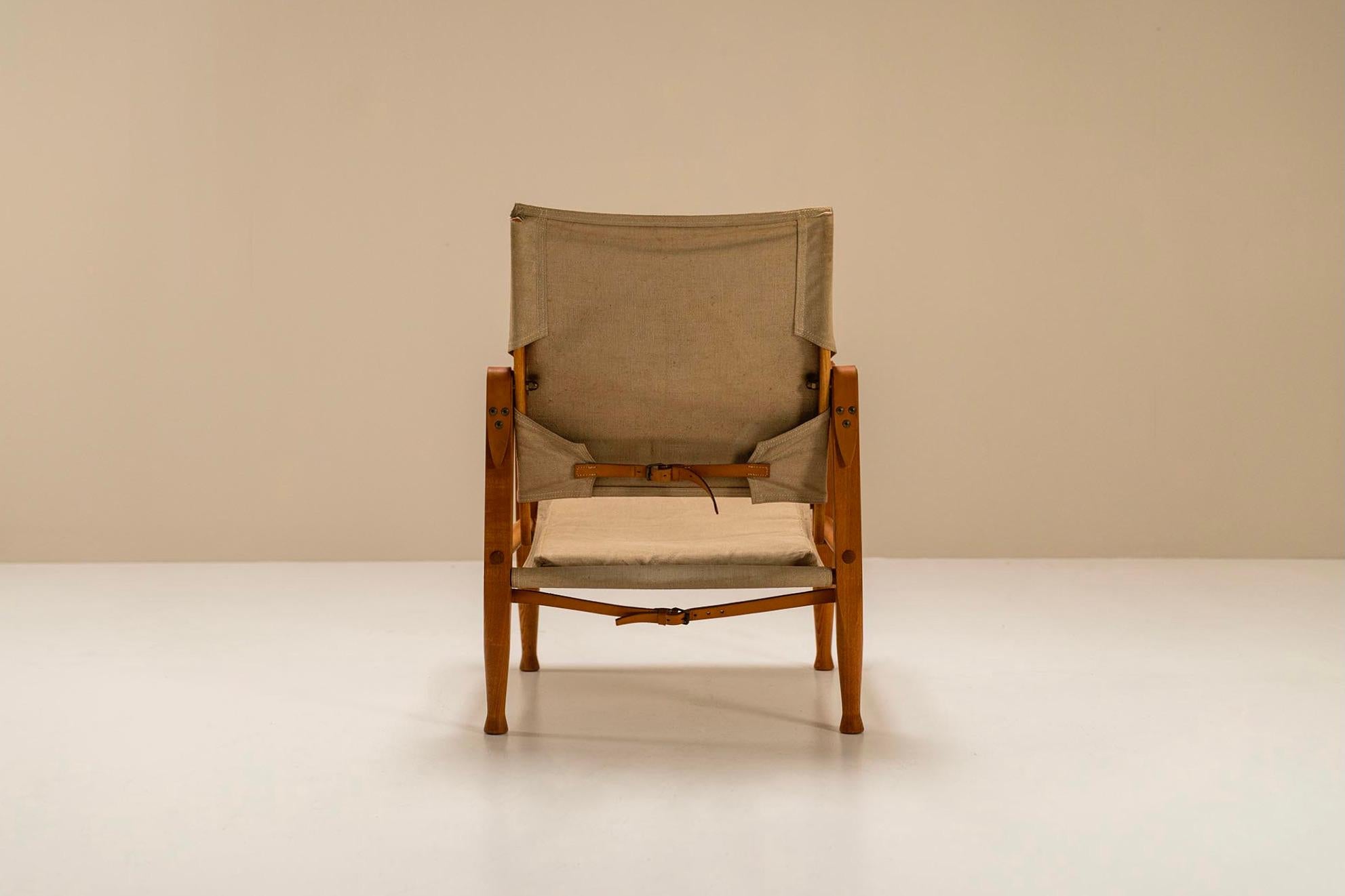 Kaare Klint 'Safari' Lounge Chair for Red Rasmussen, Denmark, 1960s In Good Condition For Sale In Hellouw, NL