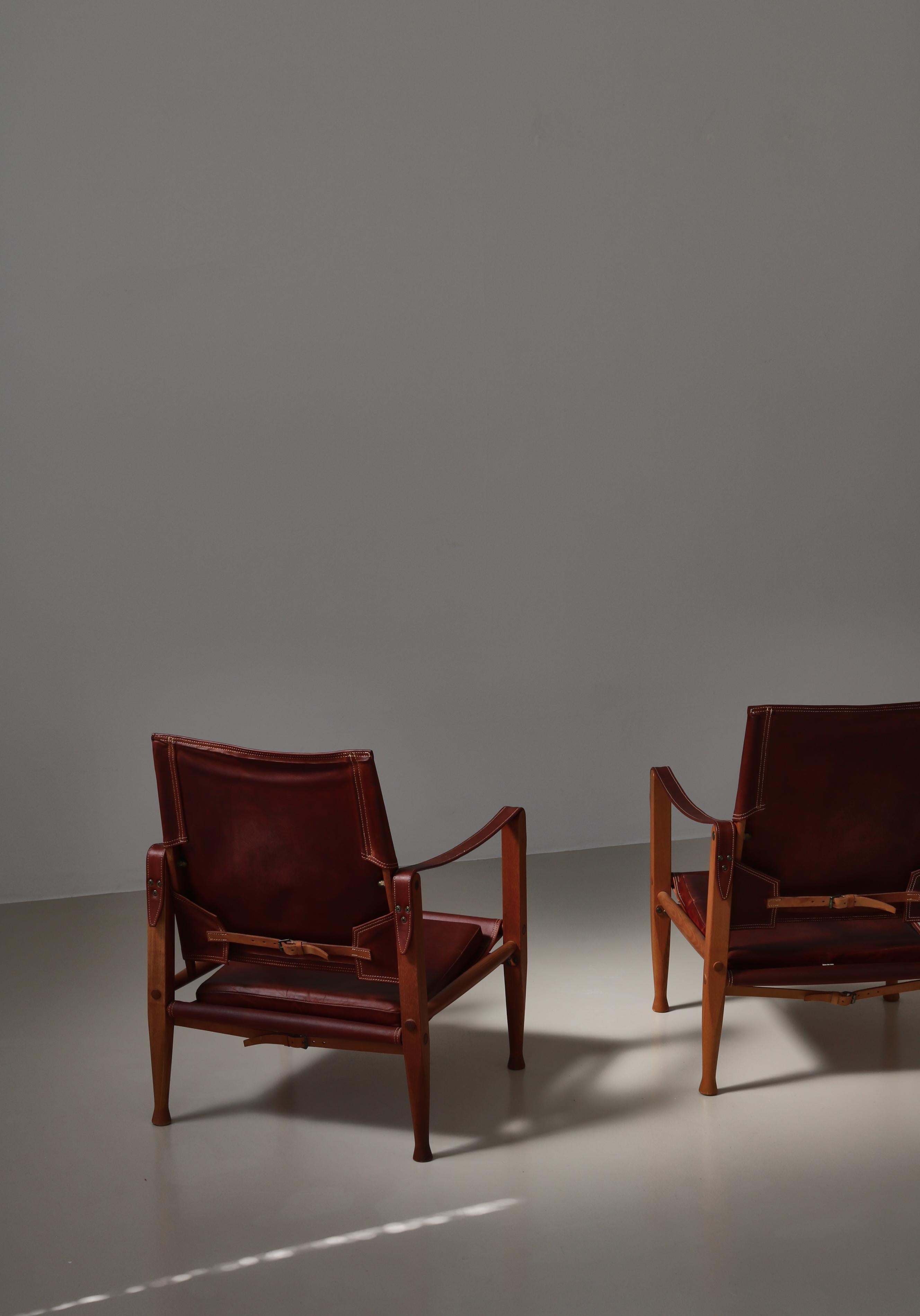 Kaare Klint „Safari“ Loungesessel aus rotem Leder und Esche, Rud Rasmussen, 1950er Jahre im Zustand „Gut“ im Angebot in Odense, DK