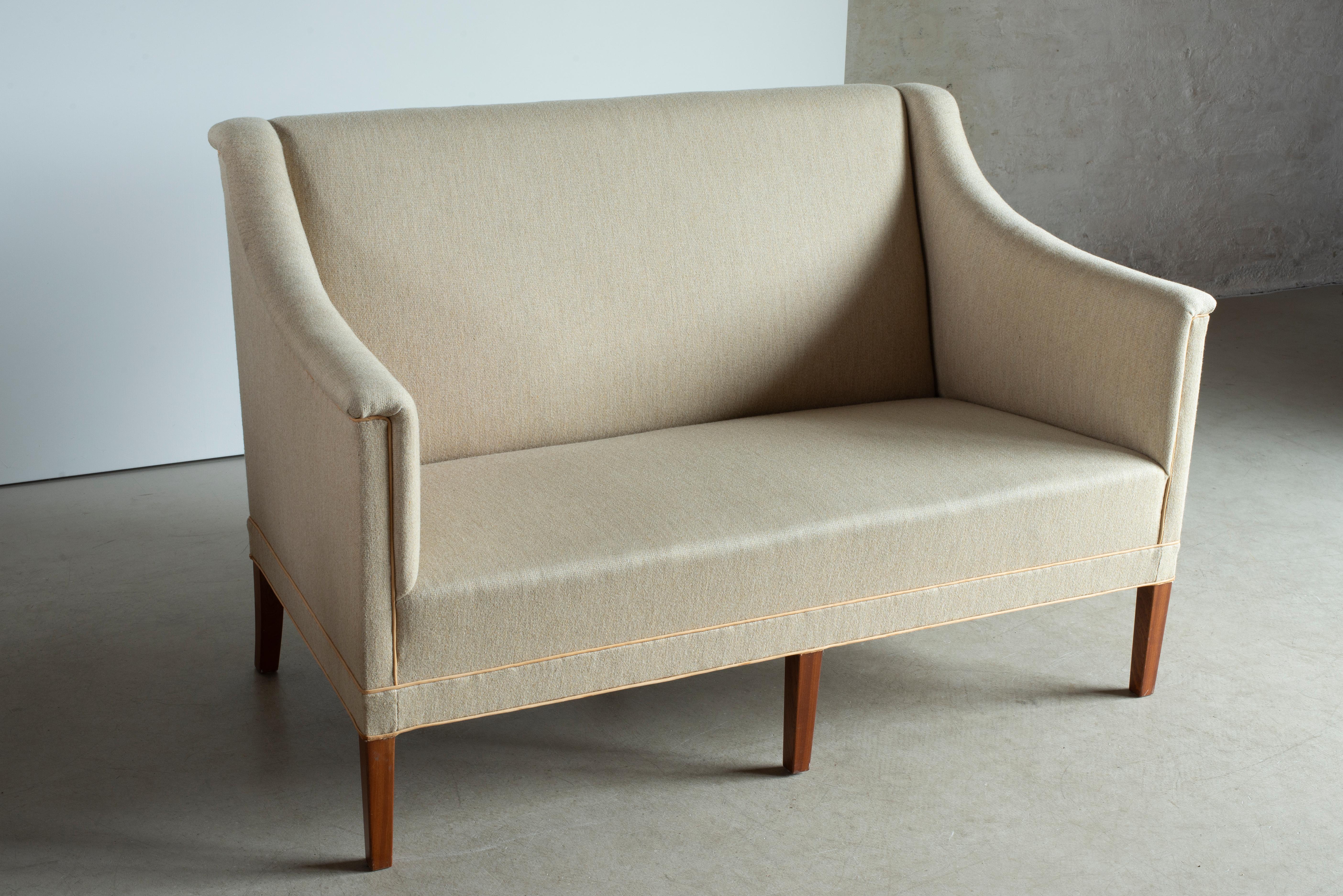 Kaare Klint Sofa für Rud. Rasmussen (Skandinavische Moderne) im Angebot