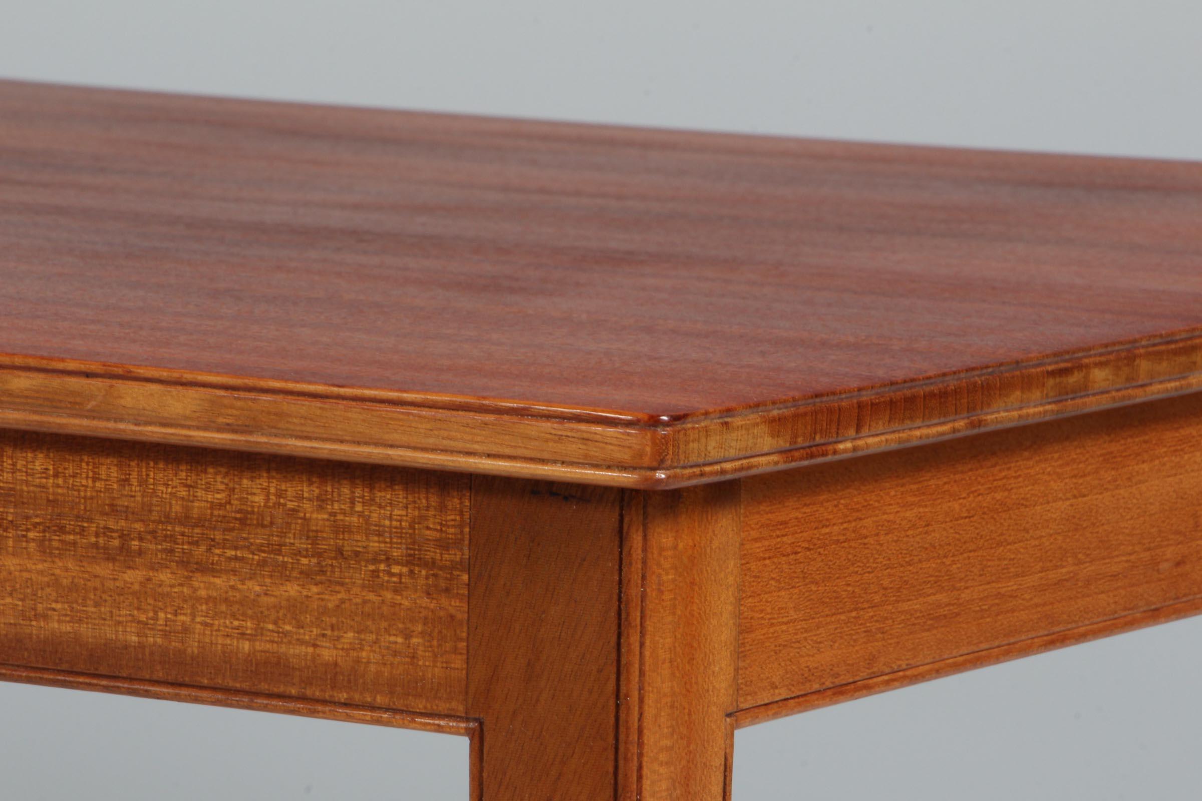 Kaare Klint Sofa Table, Cuba Mahogany In Good Condition For Sale In Esbjerg, DK