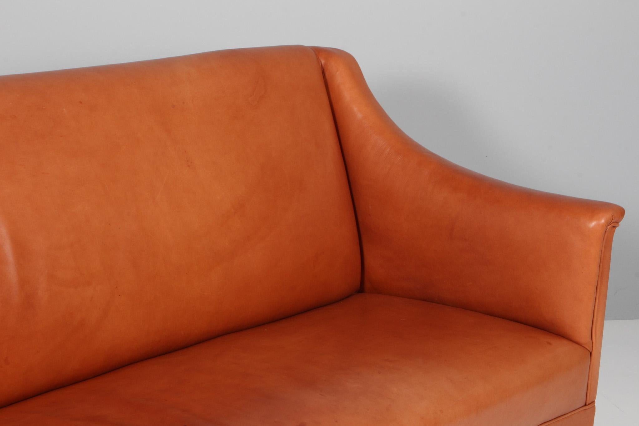 Danese Kaare Klint Sofa, three seater, model 6092. Patinated tan leather. in vendita