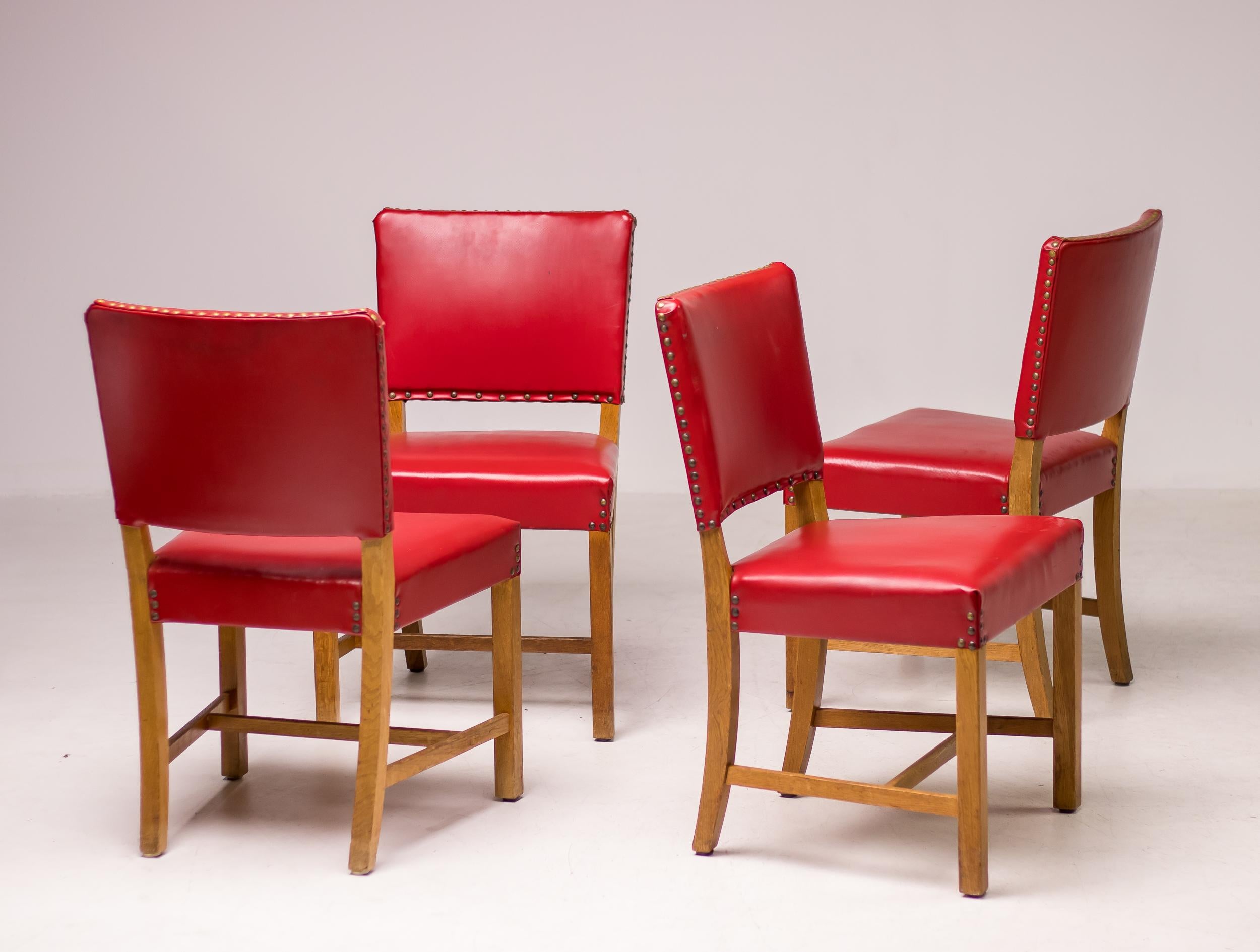 Kaare Klint 'The Red Chair' Modell 3949 Stühle von Rud Rasmussen im Angebot 6
