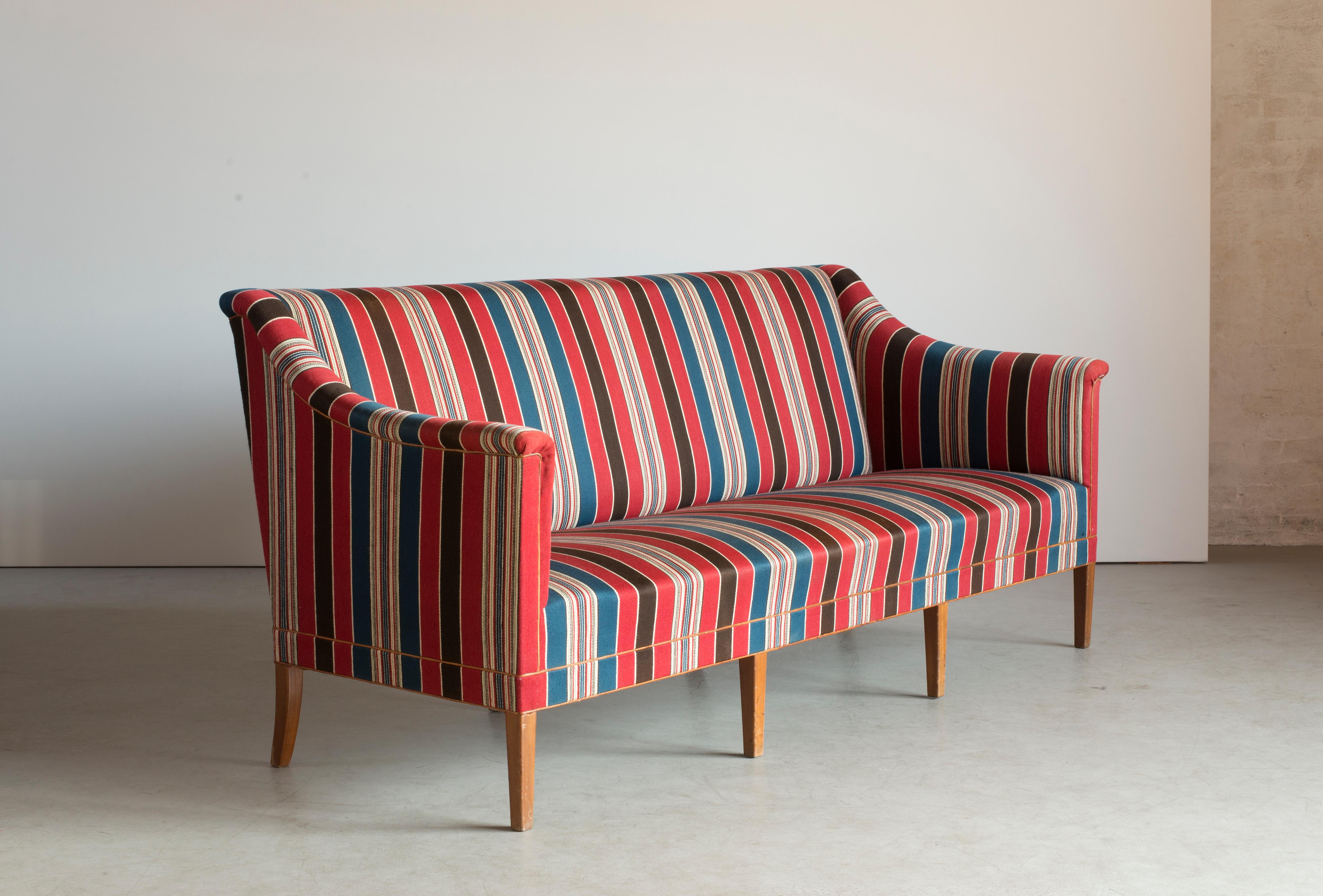 Dreisitziges Sofa von Kaare Klint für Rud. Rasmussen (Skandinavische Moderne) im Angebot