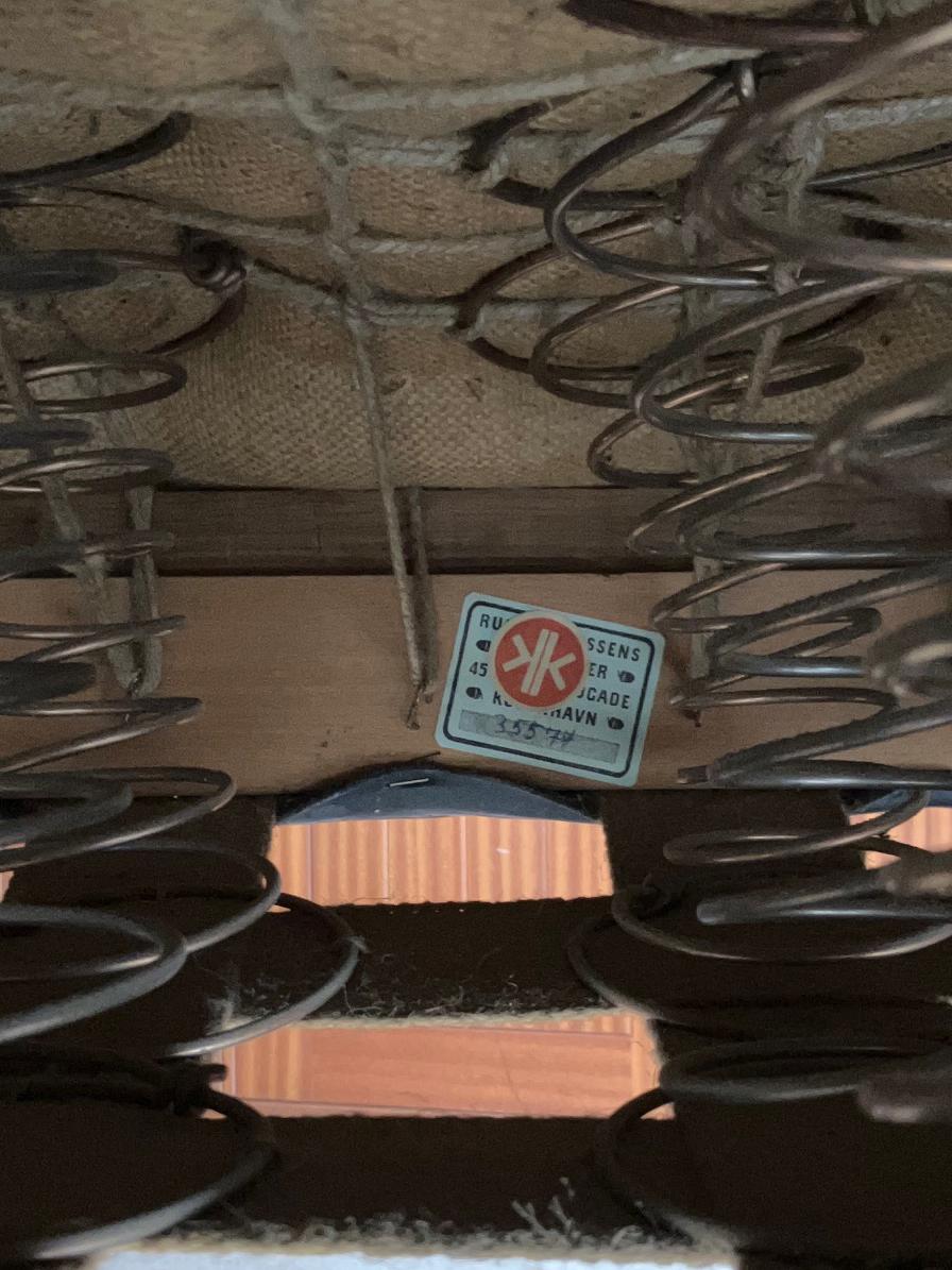 Kaare Klint Three-Seat Sofa for Rud. Rasmussen In Good Condition For Sale In Copenhagen, DK