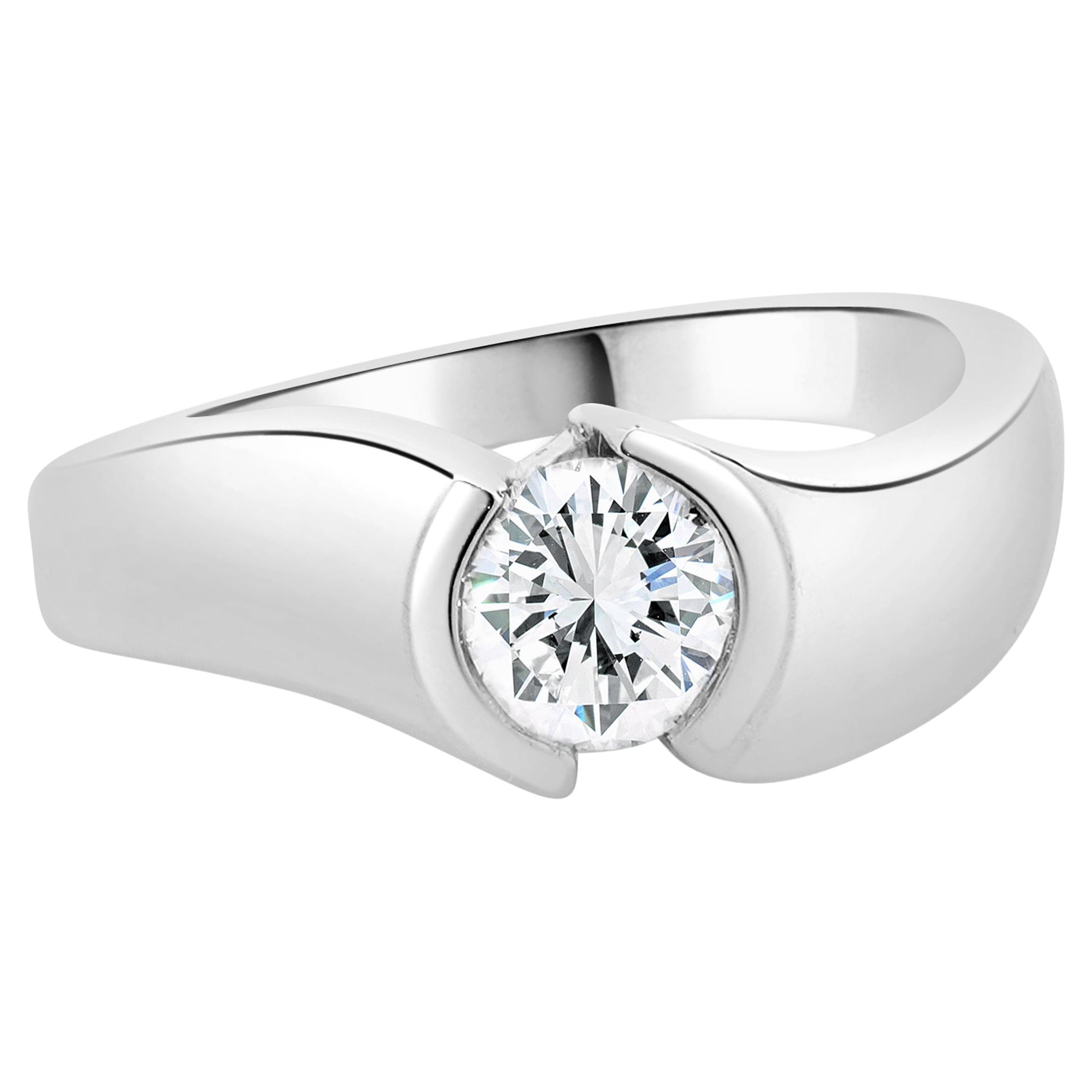 Kabana 14 Karat White Gold Round Brilliant Cut Diamond Engagement Ring For Sale