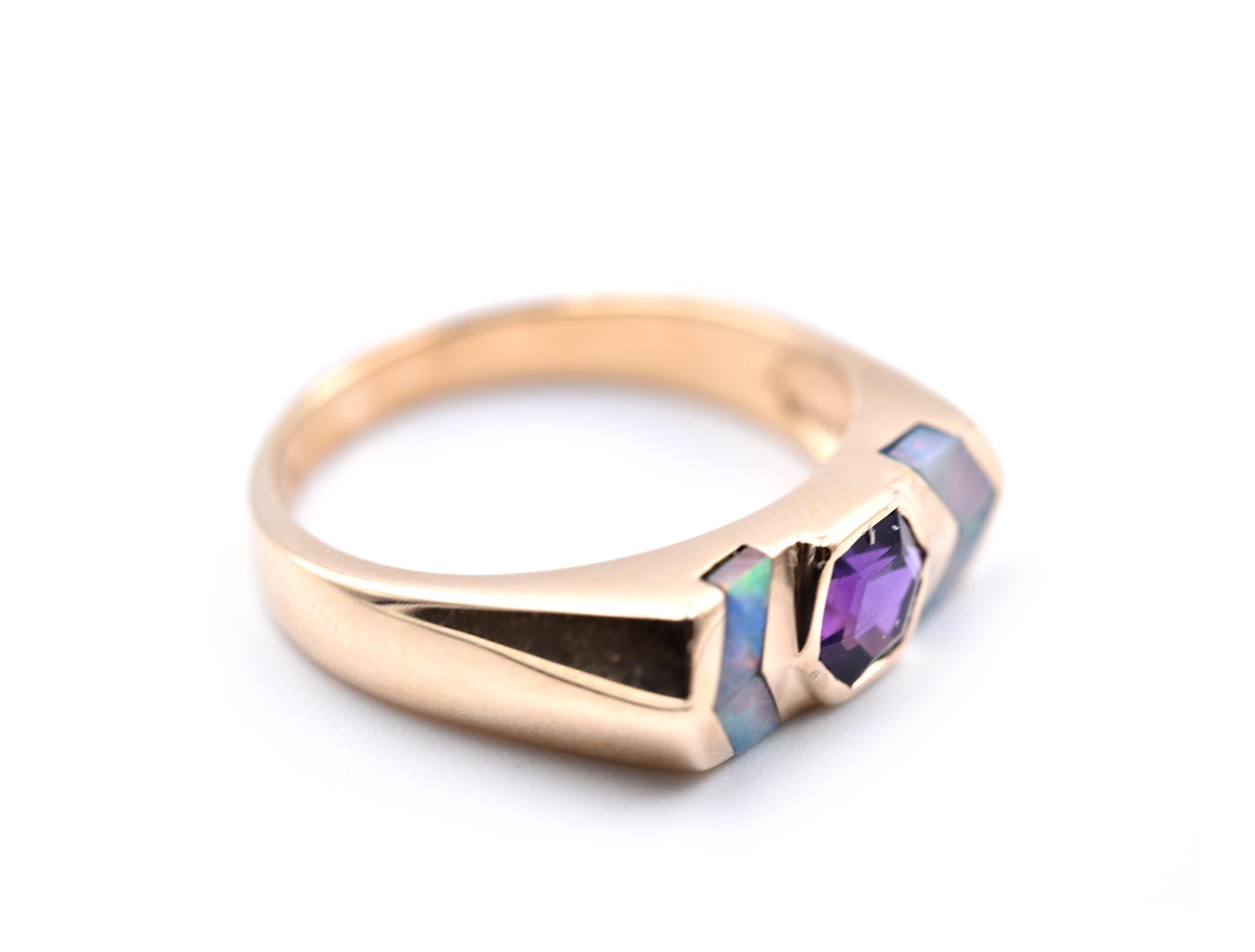 Designer: custom design
Material: 14k yellow gold
Ring size: 7 ¾ (please allow two additional shipping days for sizing requests)
Dimensions: ring is approximately 16.17mm by 17.00mm
Weight: 5.12 grams
