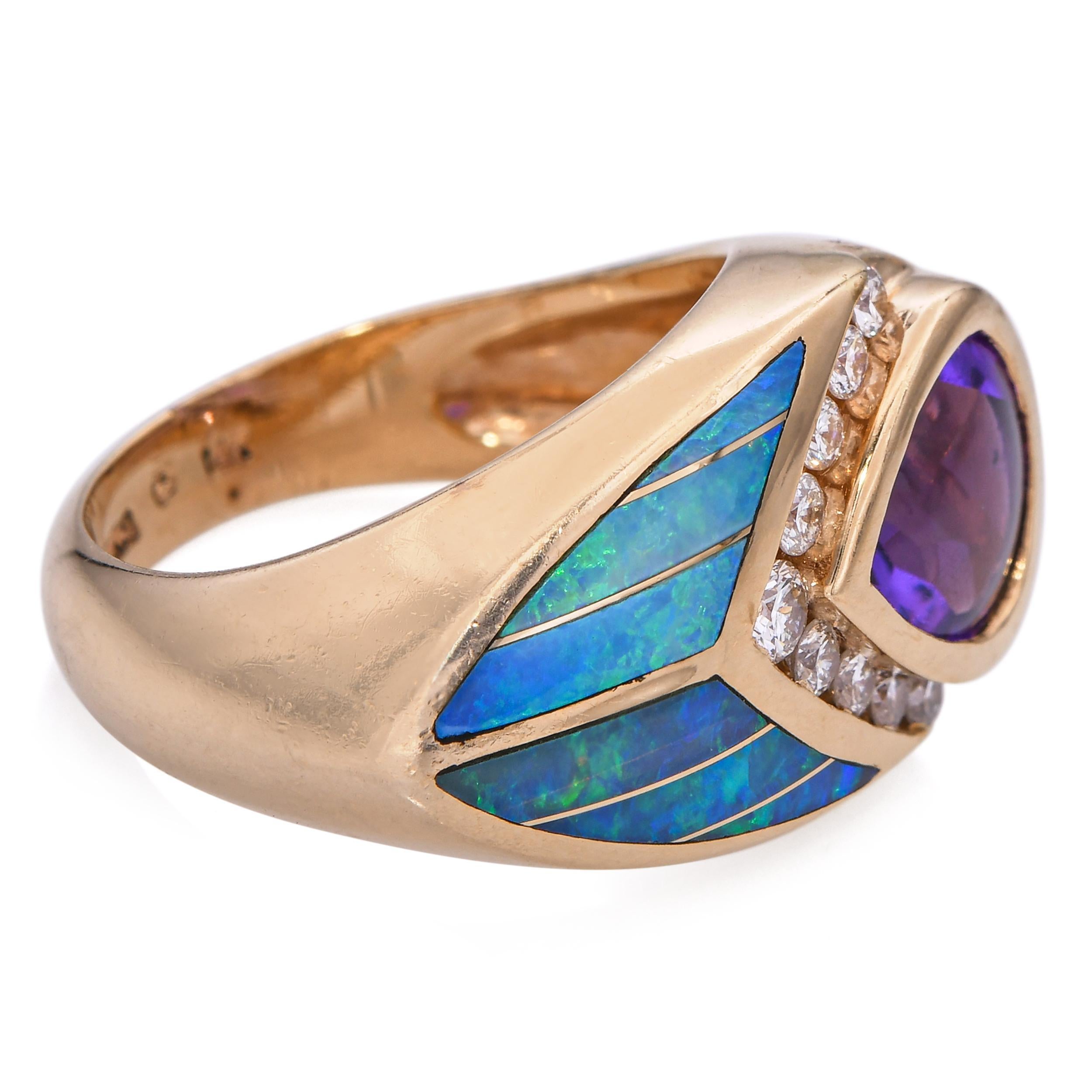 Donna Anello con intarsio di diamanti e opali in oro giallo Kabana 14k in vendita