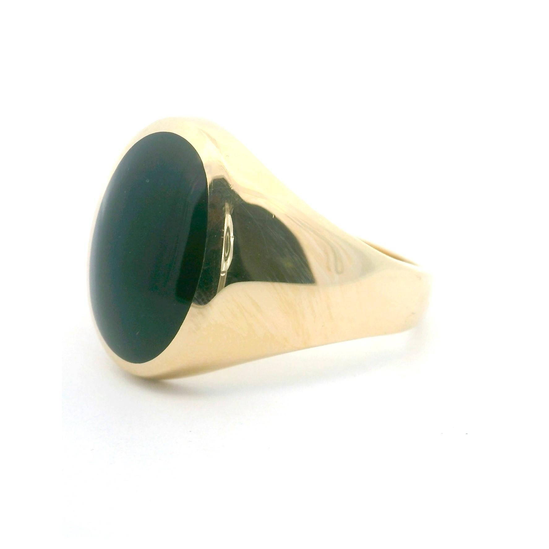 Kabana 14k Yellow Gold and Black Onyx 14.4g Men's Ring Size 12.5 In Good Condition In Guilford, CT