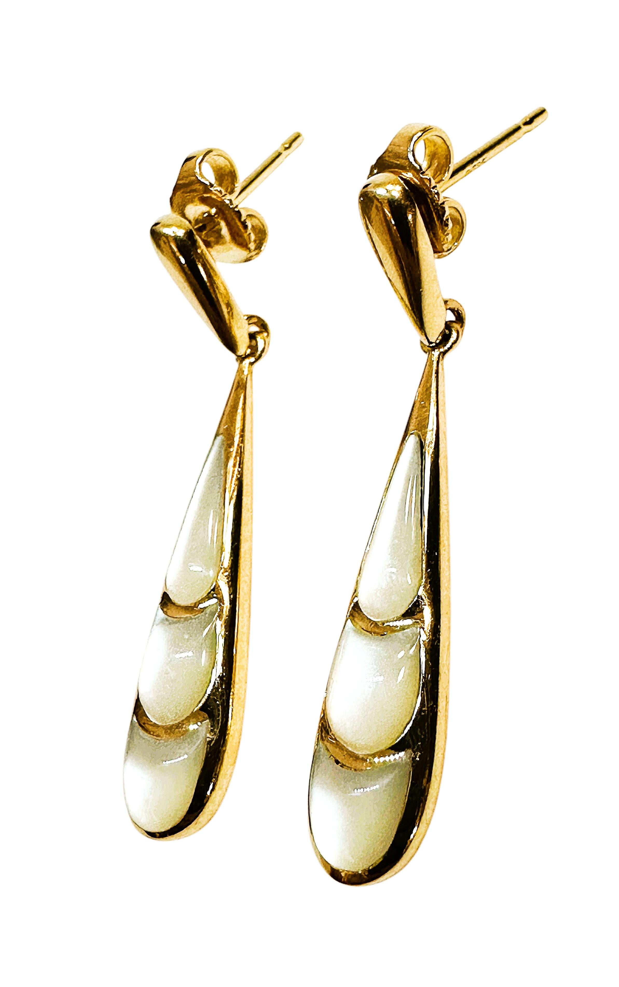 Kabana 14k Yellow Gold Mother of Pearl Post Dangle Earrings 7