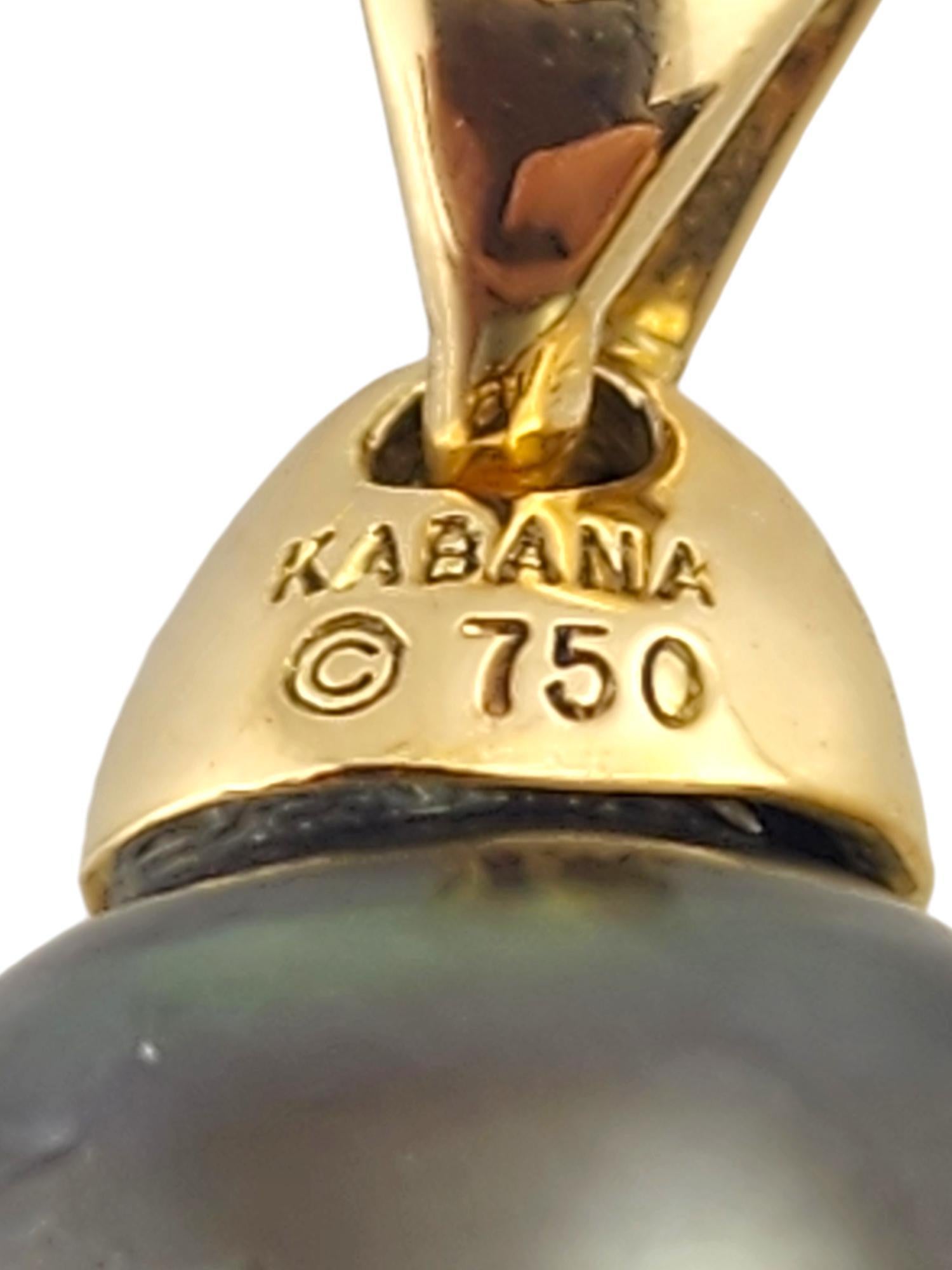 Kabana Pendentif en or jaune 18 carats et perles noires n° 19454 en vente 1